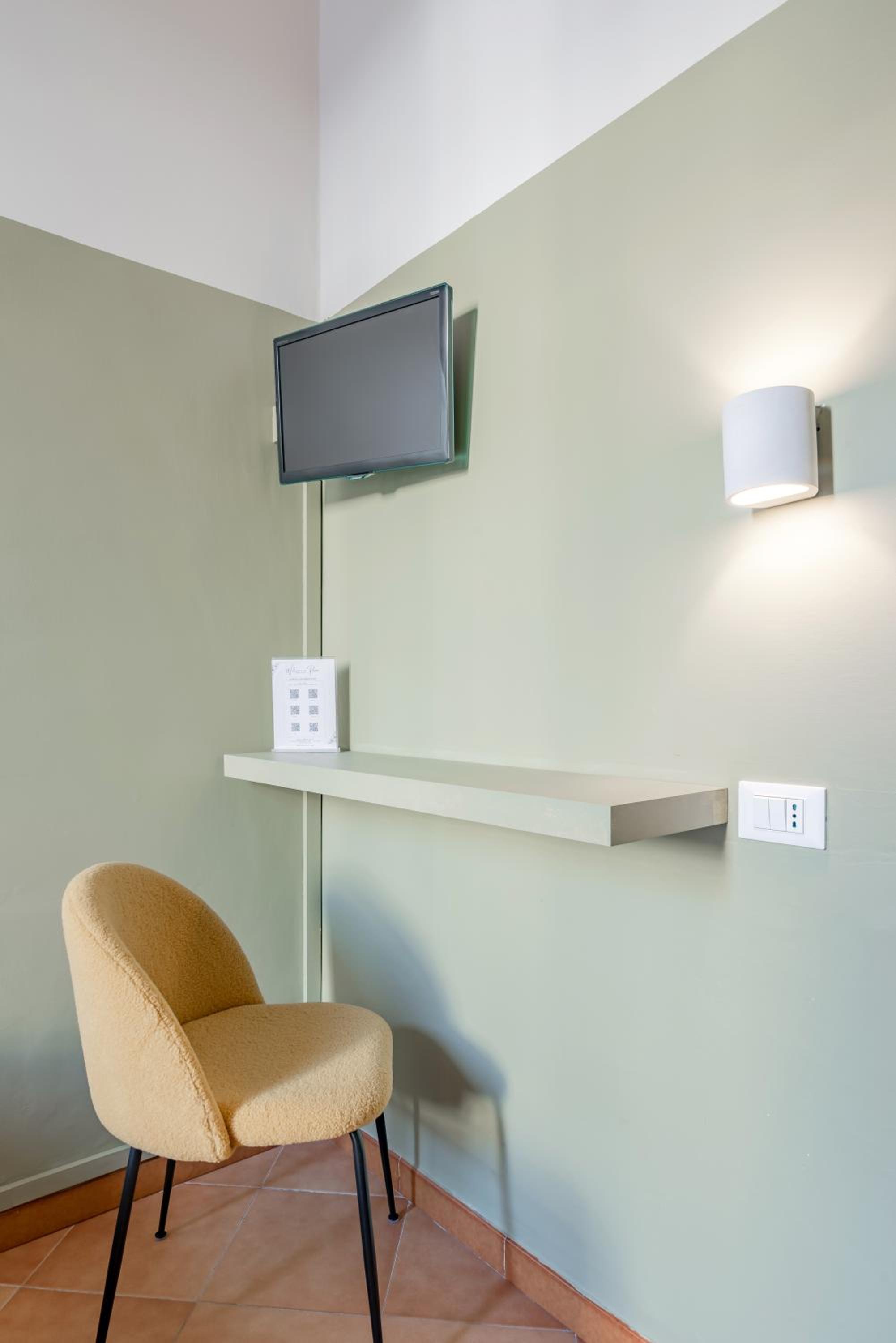 Single Room photo 2