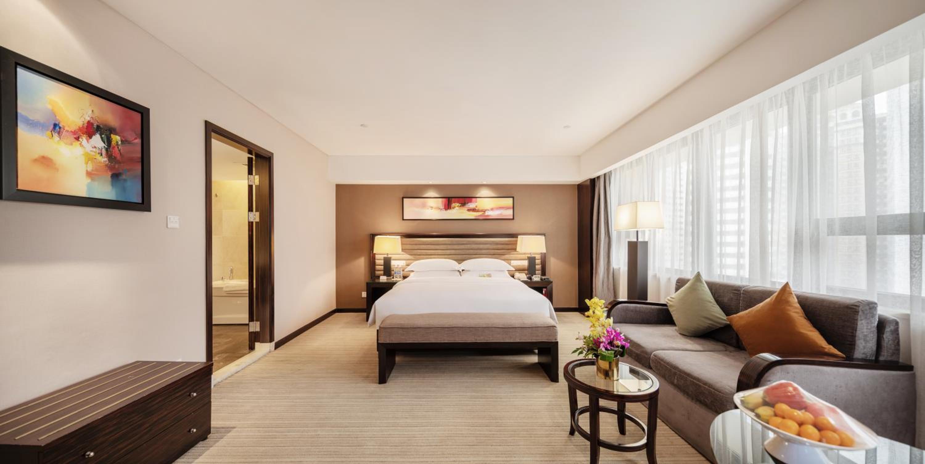 Imperial Queen Room