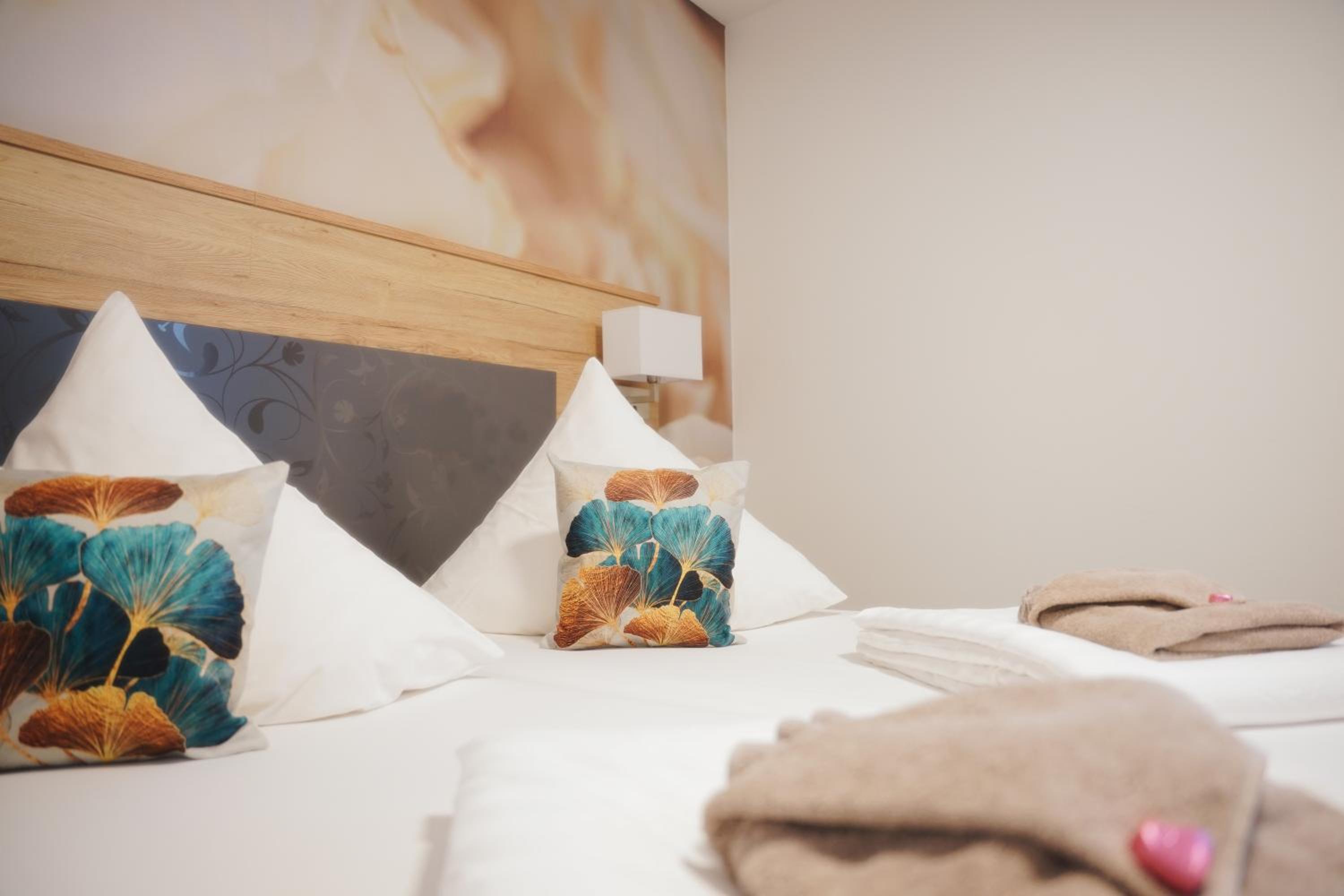 Double Room - Photo 11