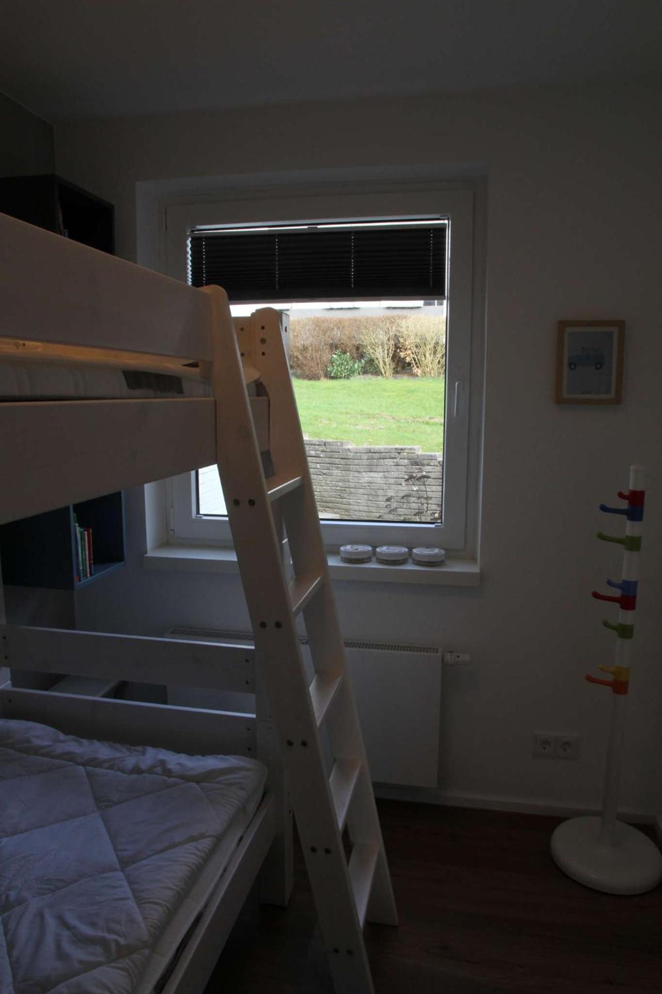 Two-Bedroom House photo 3