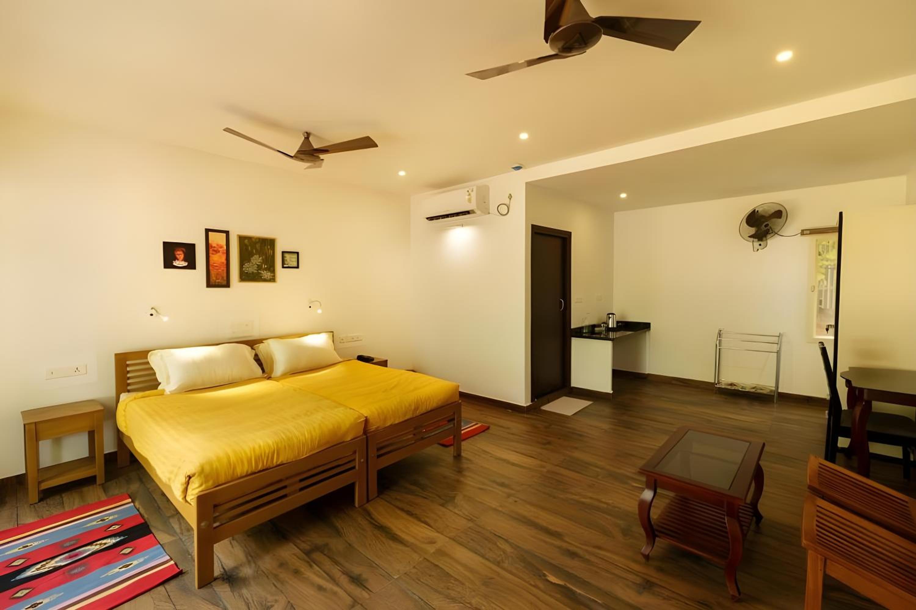Standard Double or Twin Room with Garden View