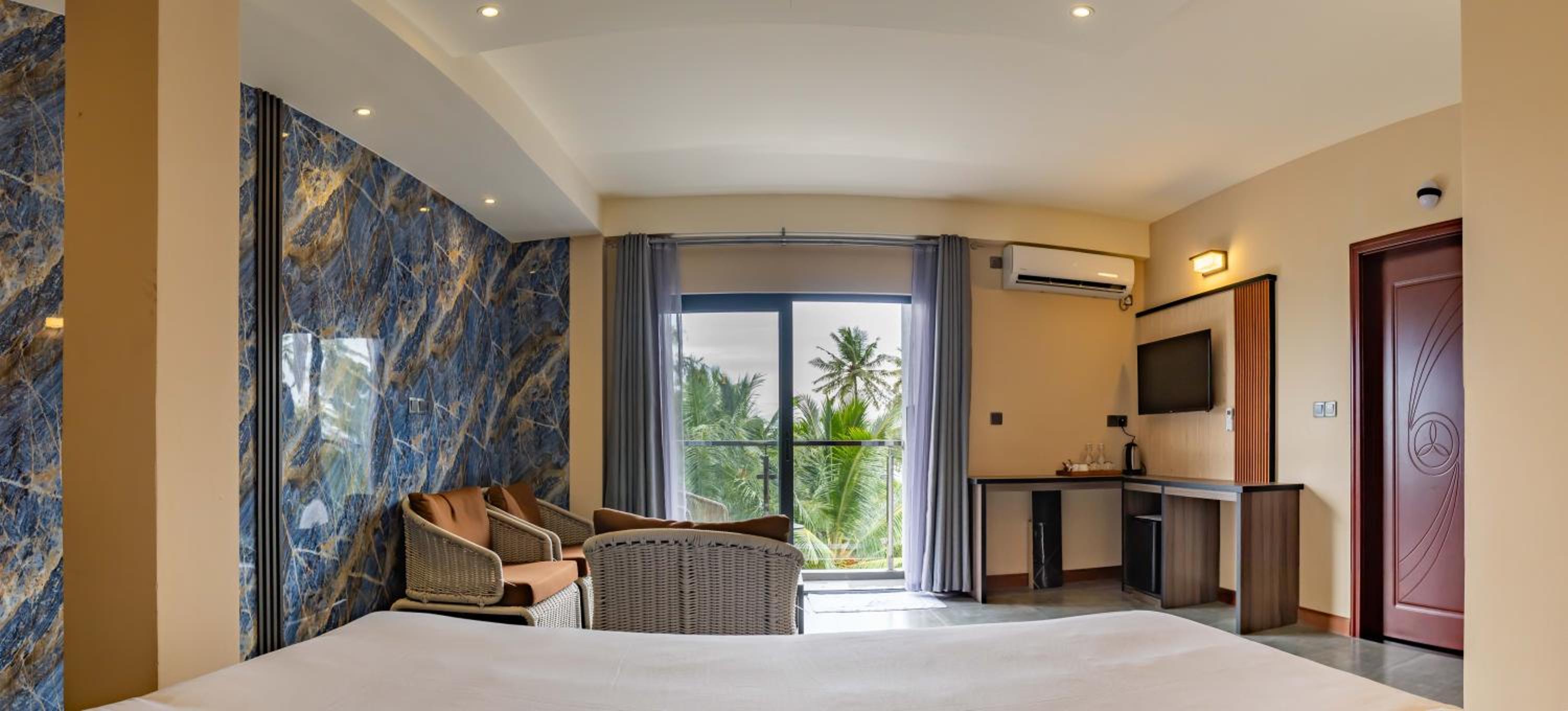 Junior Suite With Ocean View photo 3