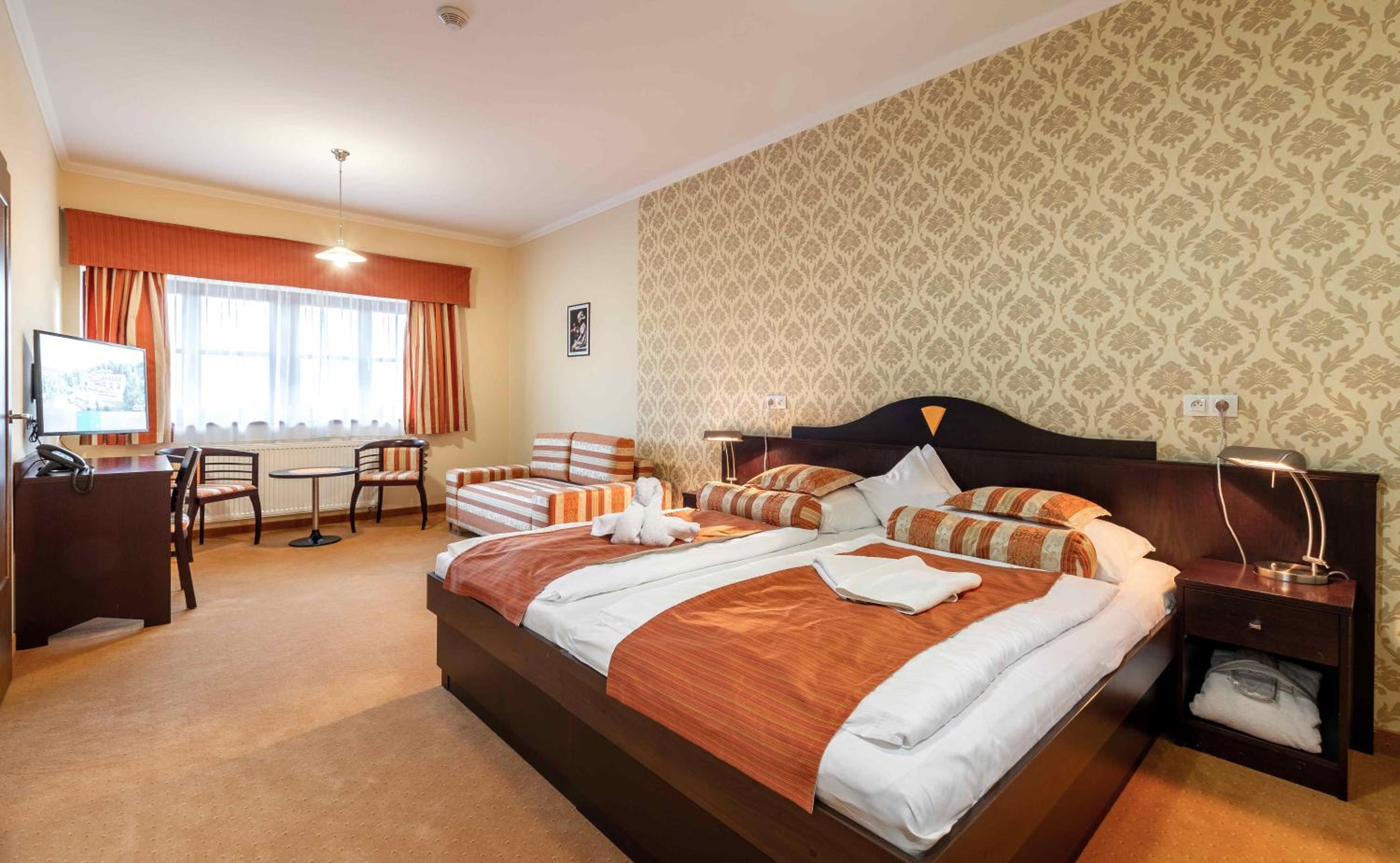 One-Bedroom Suite photo 2