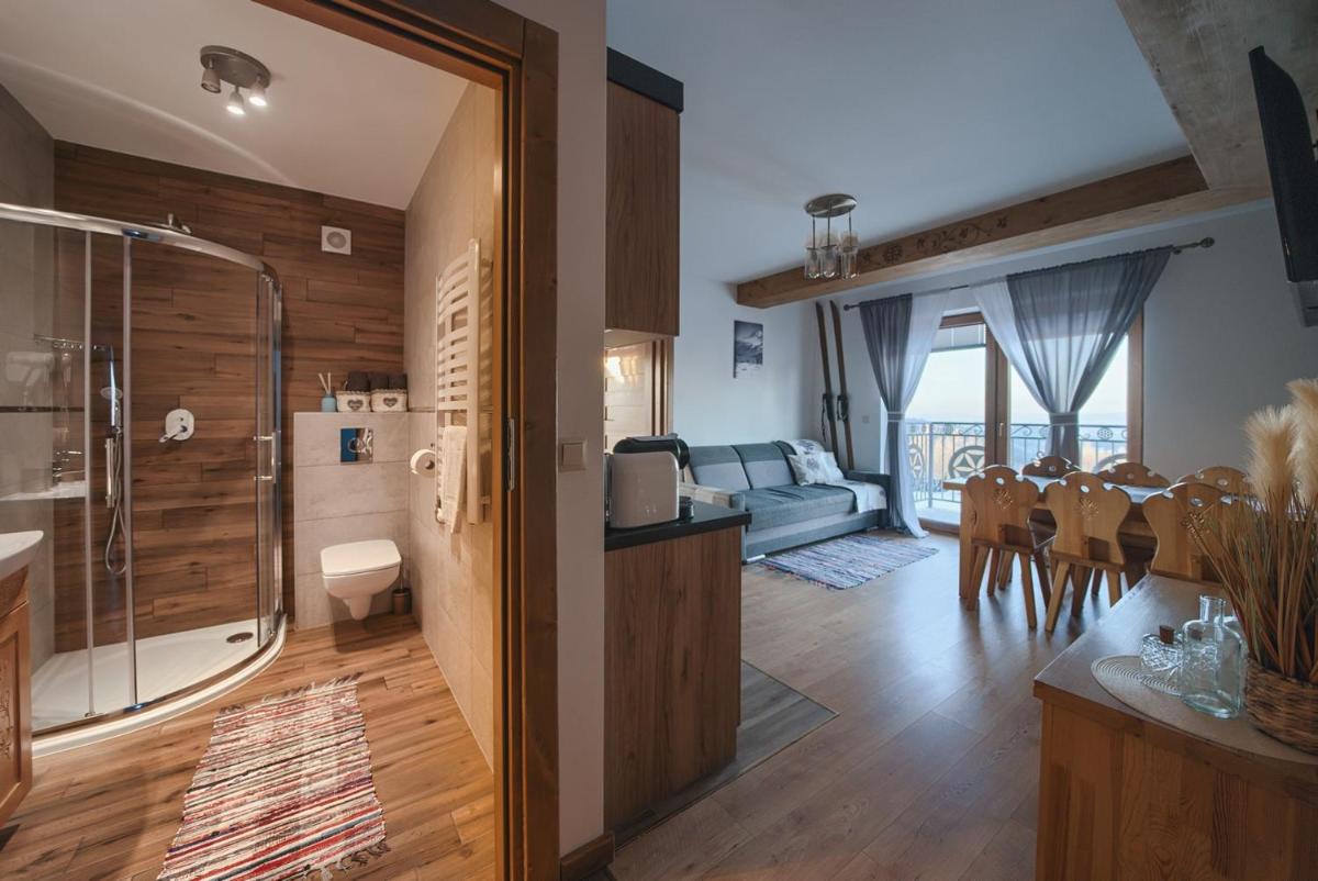 Deluxe Apartment with Terrace