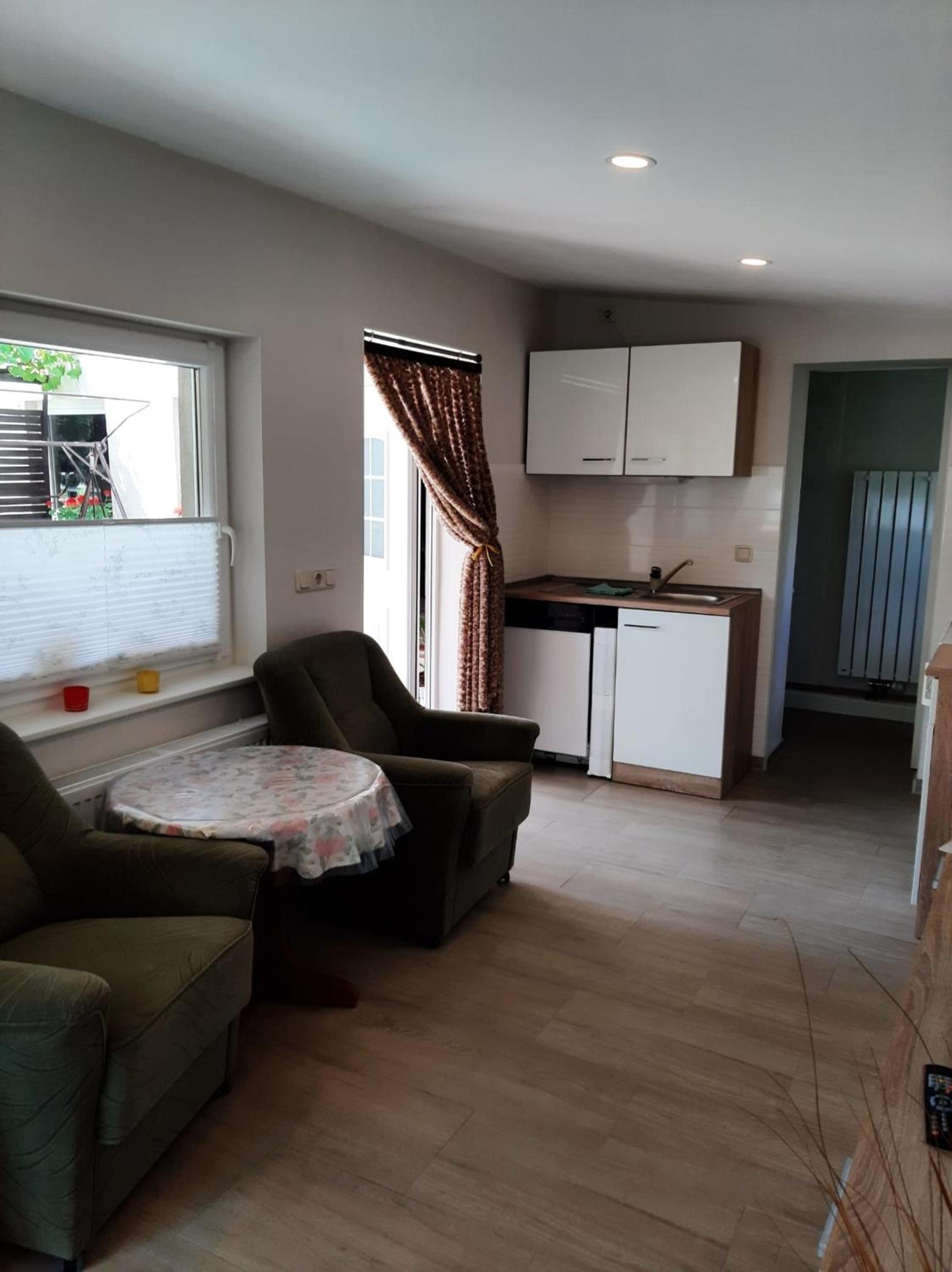 Apartment photo 2