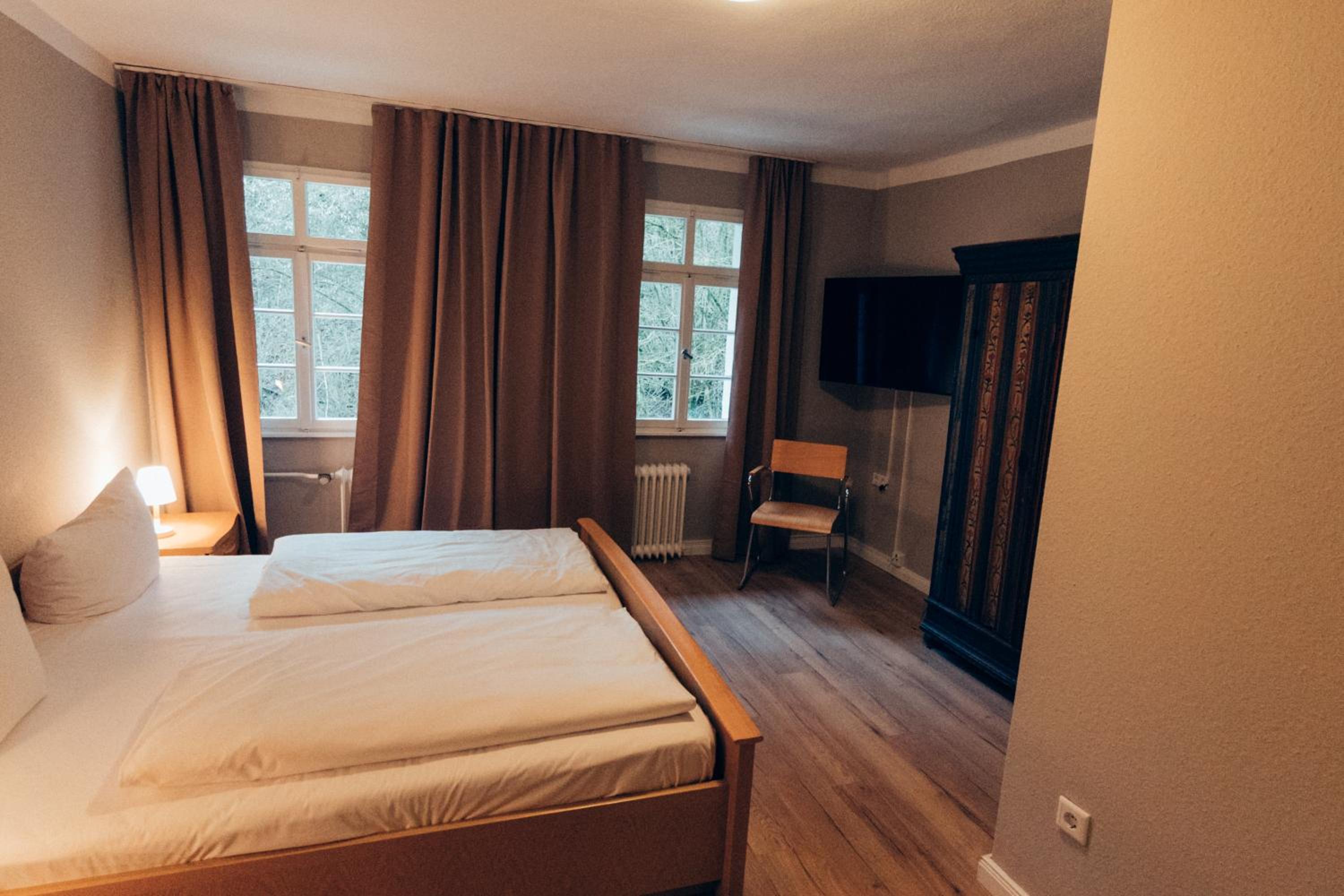 Double Room - Photo 15
