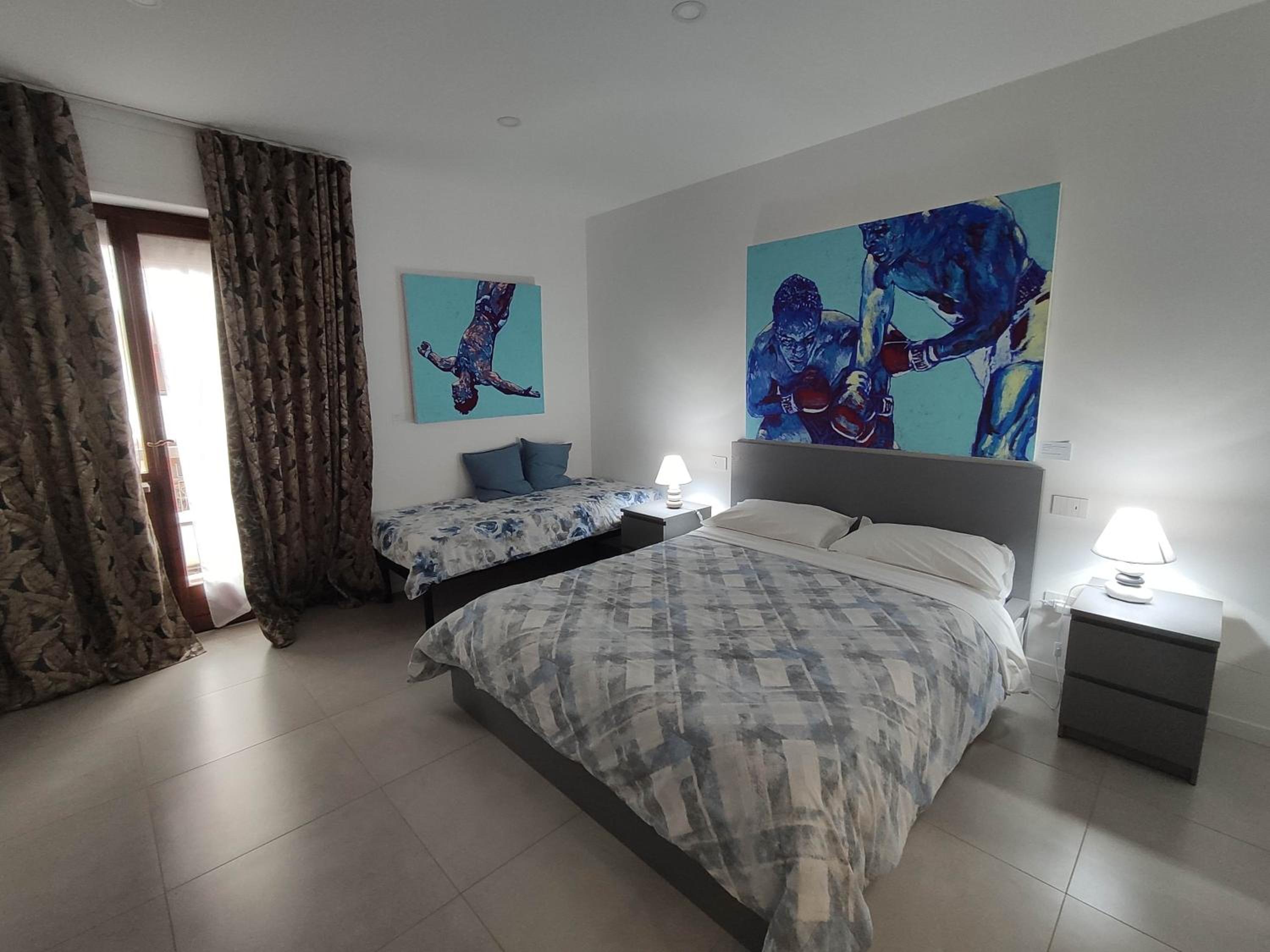 King Room with Balcony photo 1