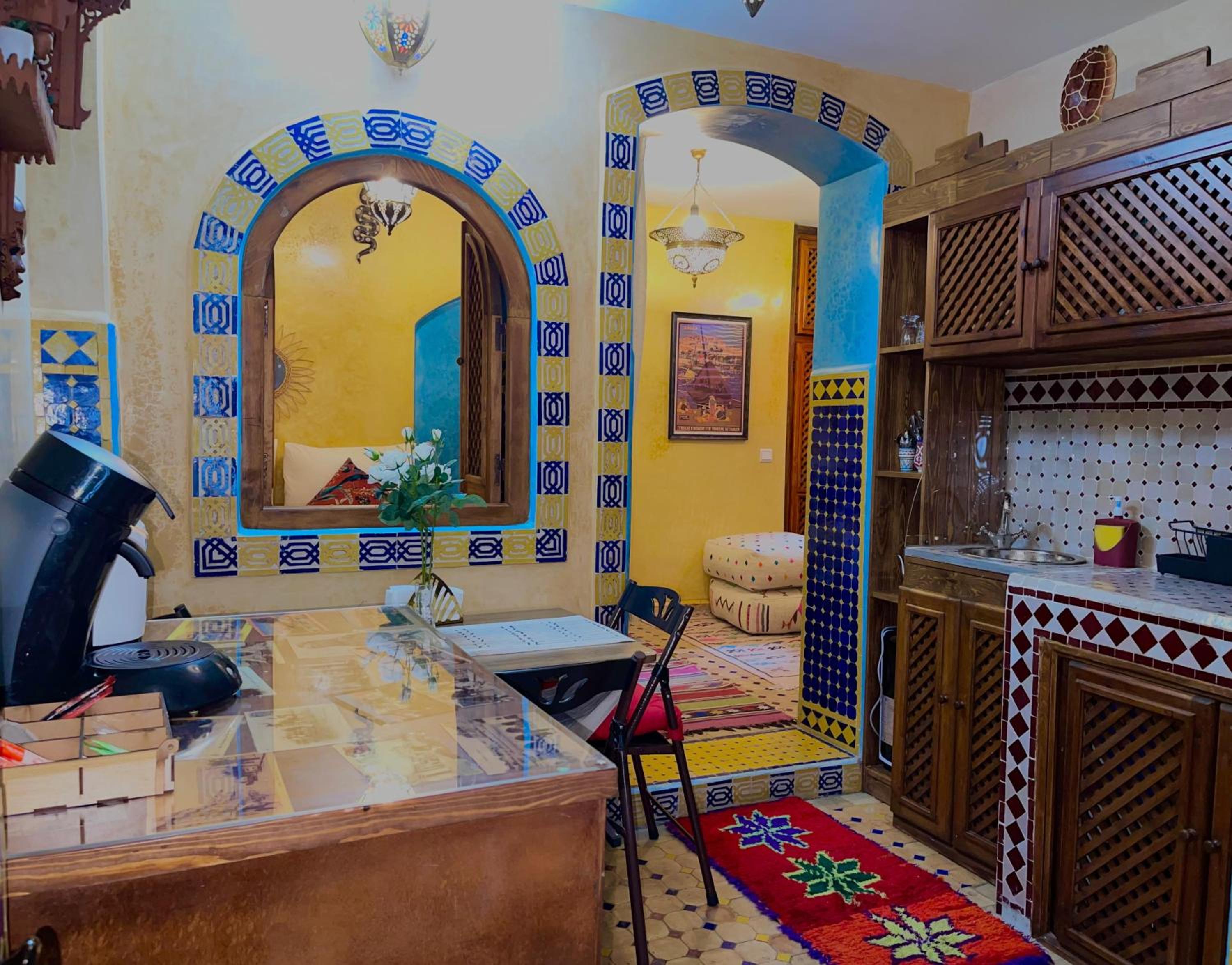 One-Bedroom Apartment - Photo 12