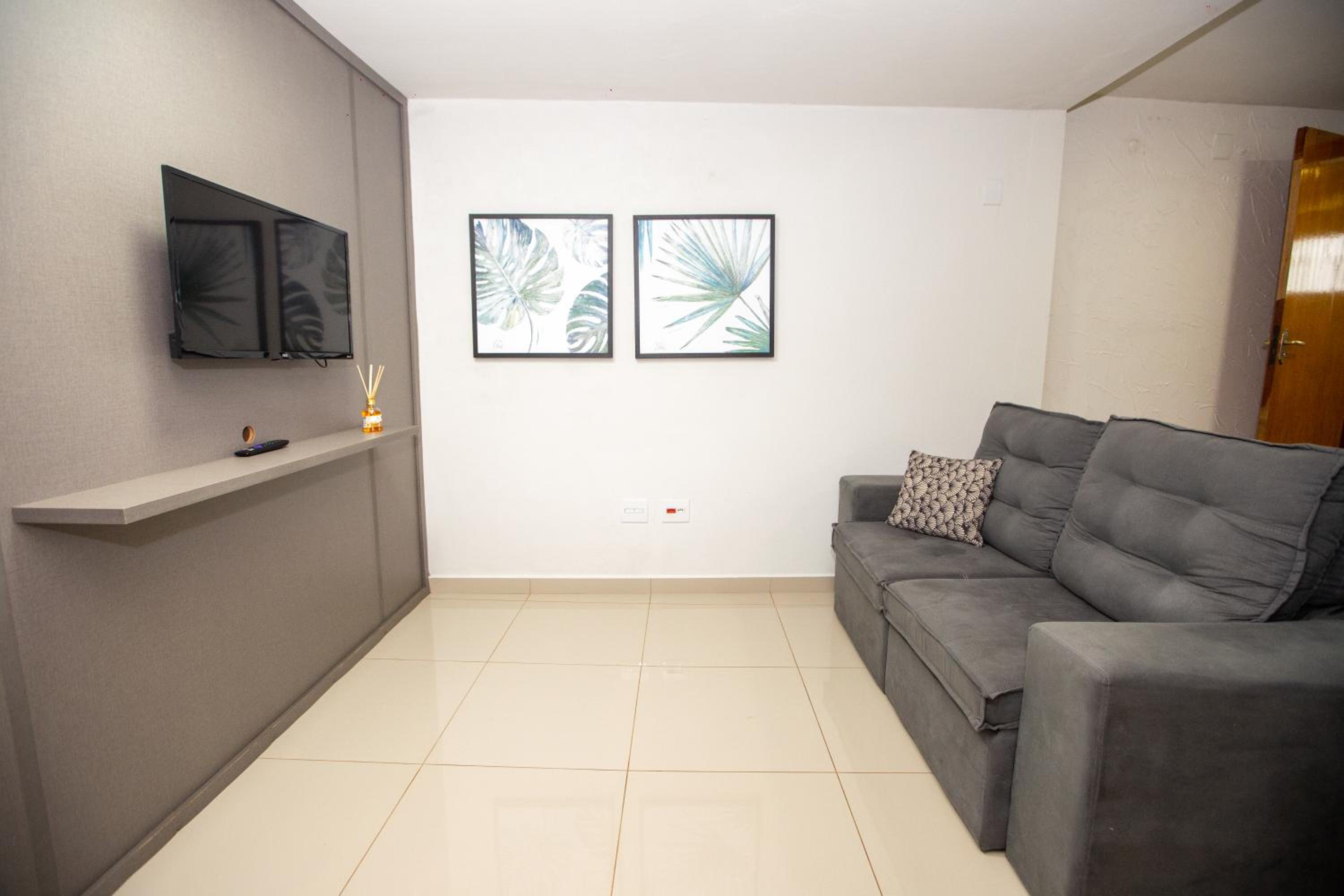 Apartment photo 1
