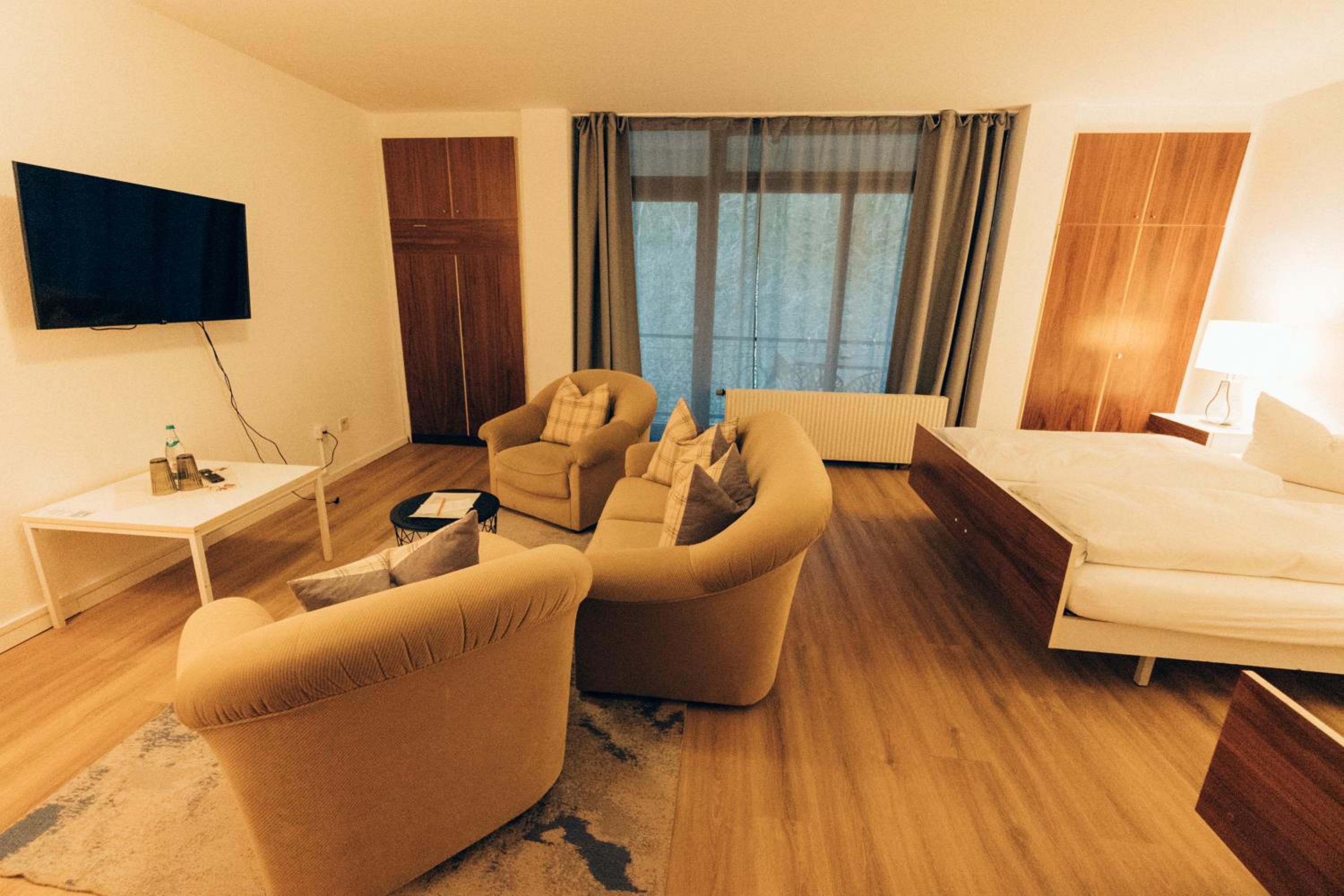 Quadruple Room - Photo 6