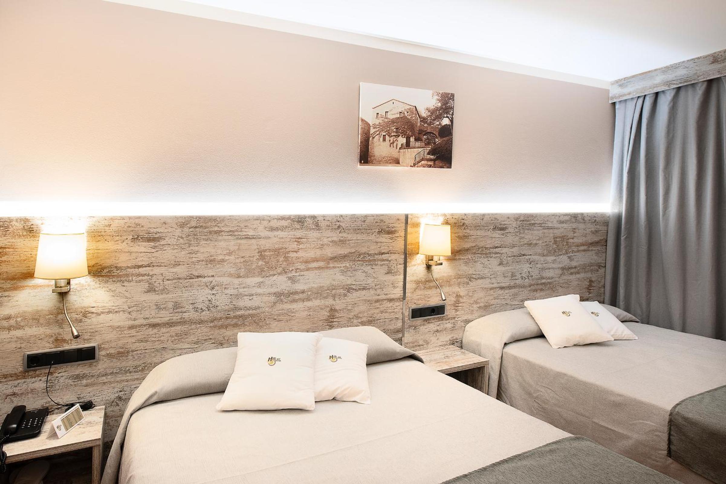 Quadruple Room - Photo 1