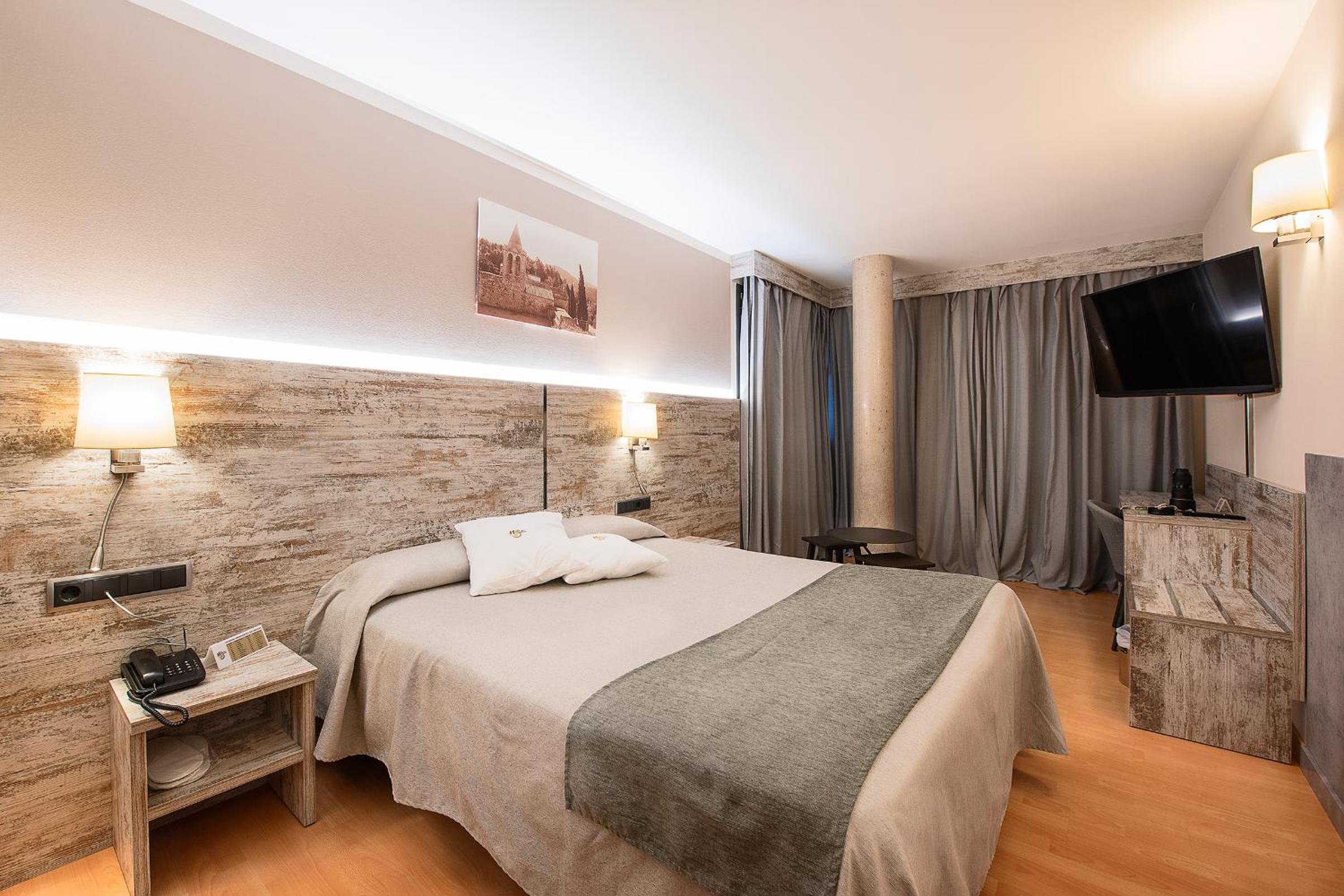 Double Room - Photo 1