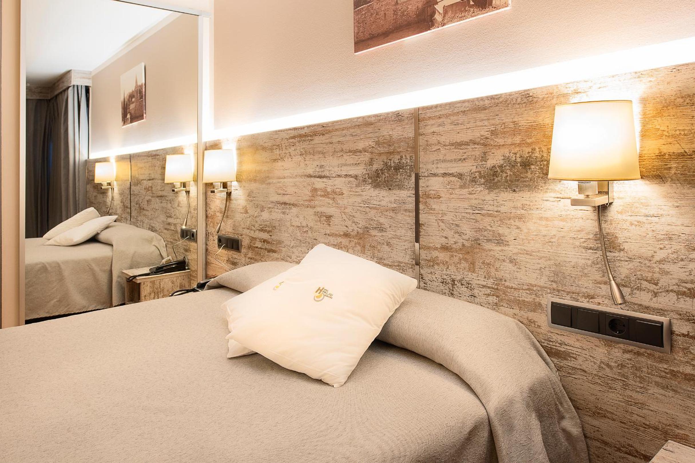 Double Room - Photo 9