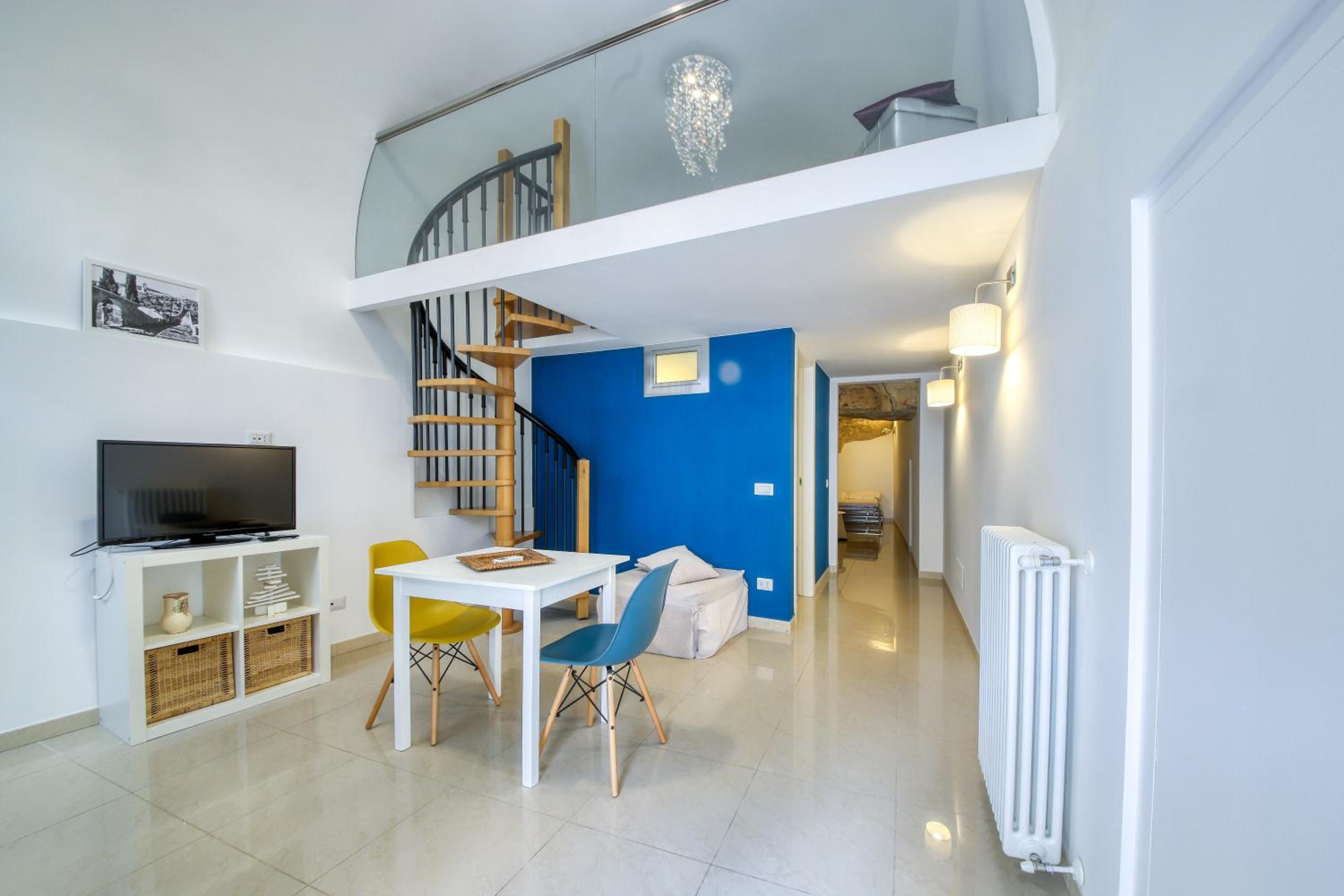 Maisonette photo 2