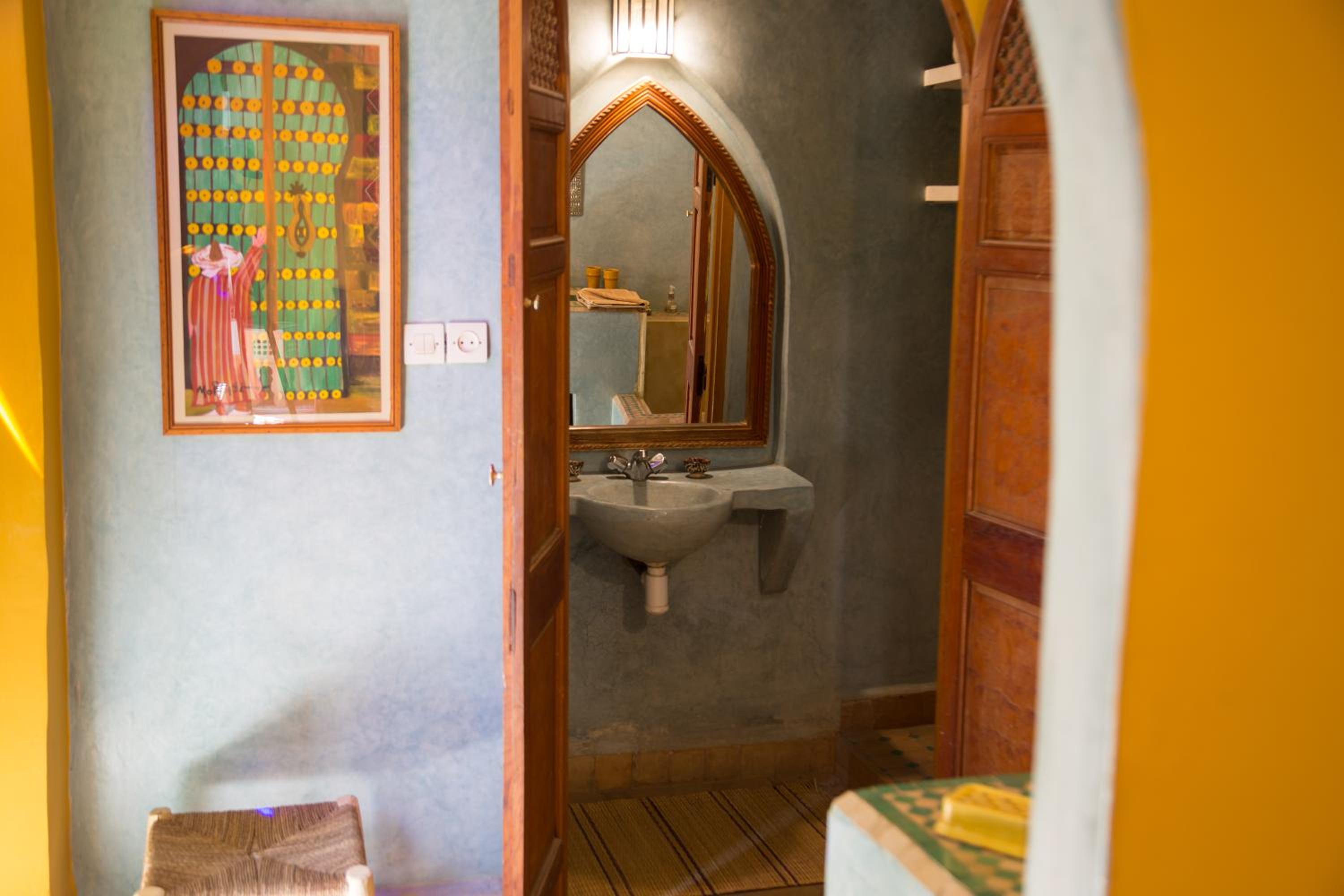 Superior Double or Twin Room - Photo 26