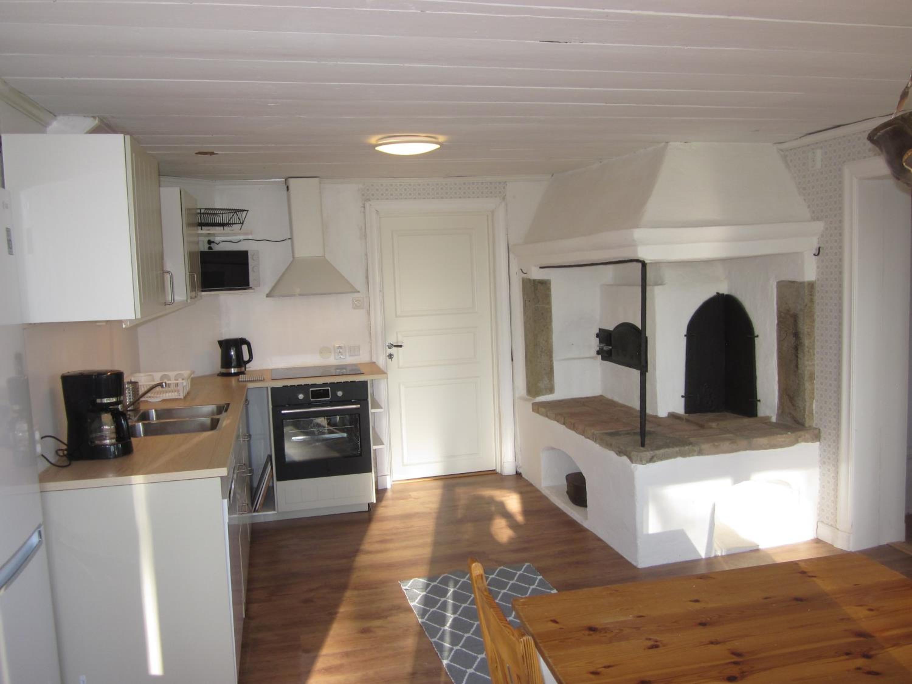 Villa photo 2