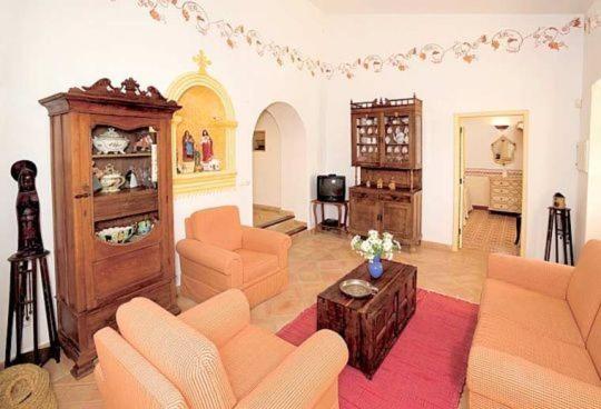 Villa photo 1