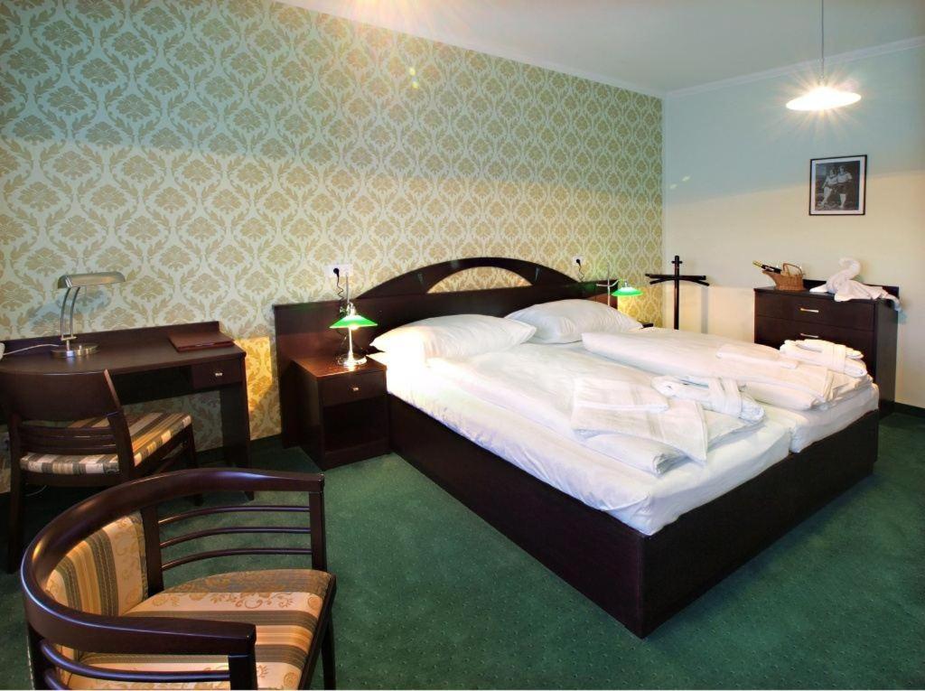 Two-Bedroom Suite photo 1