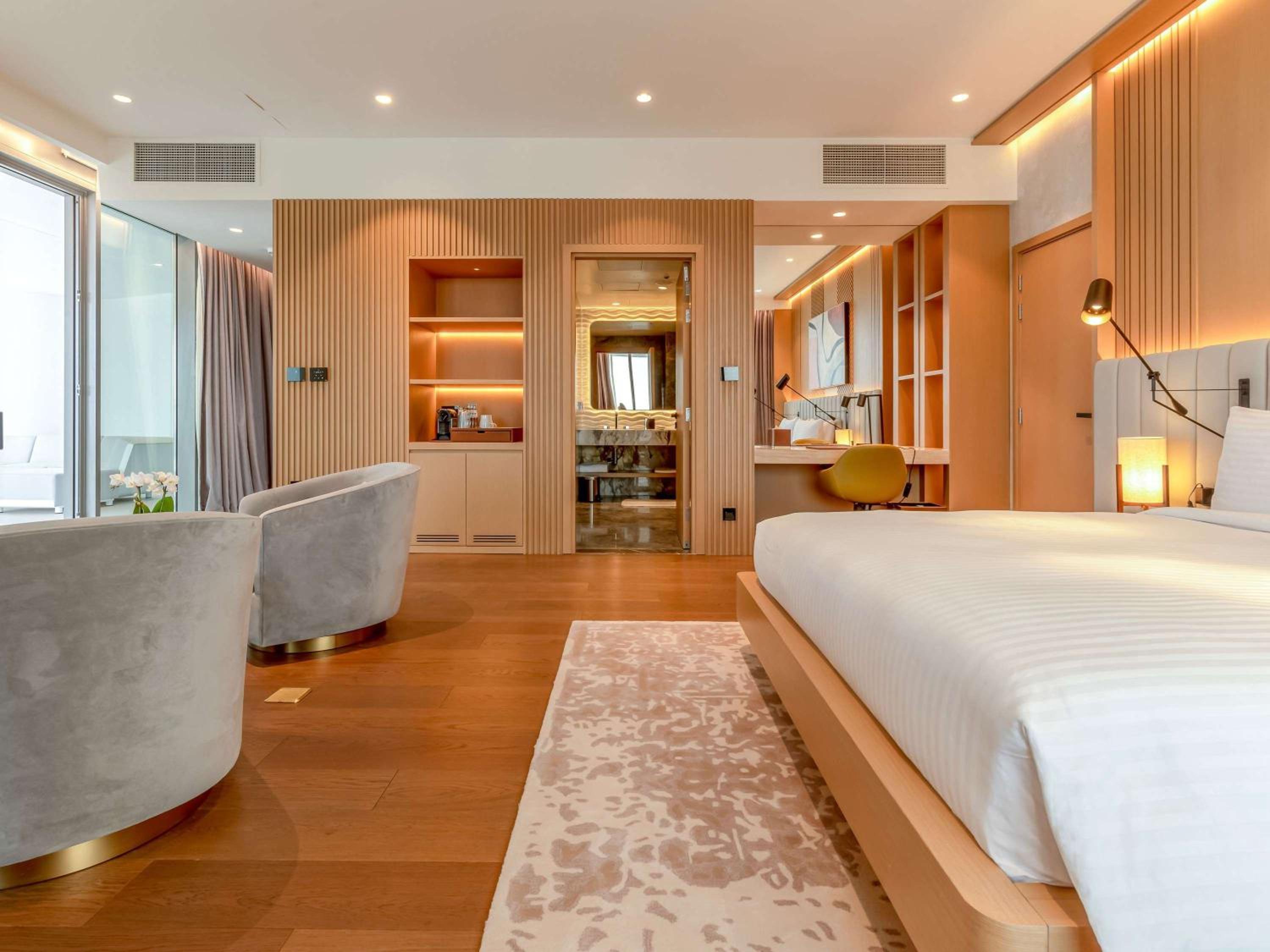 Junior Suite Sea View with Meryal Waterpark Access - Photo 4