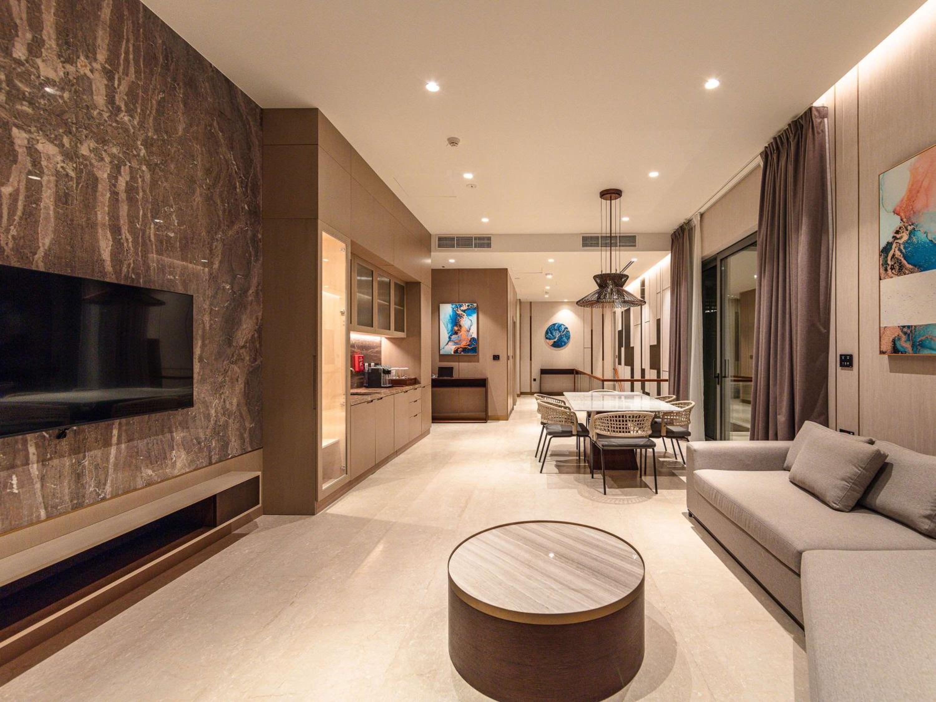 Two Bedroom Waterfront Chalet - Photo 7