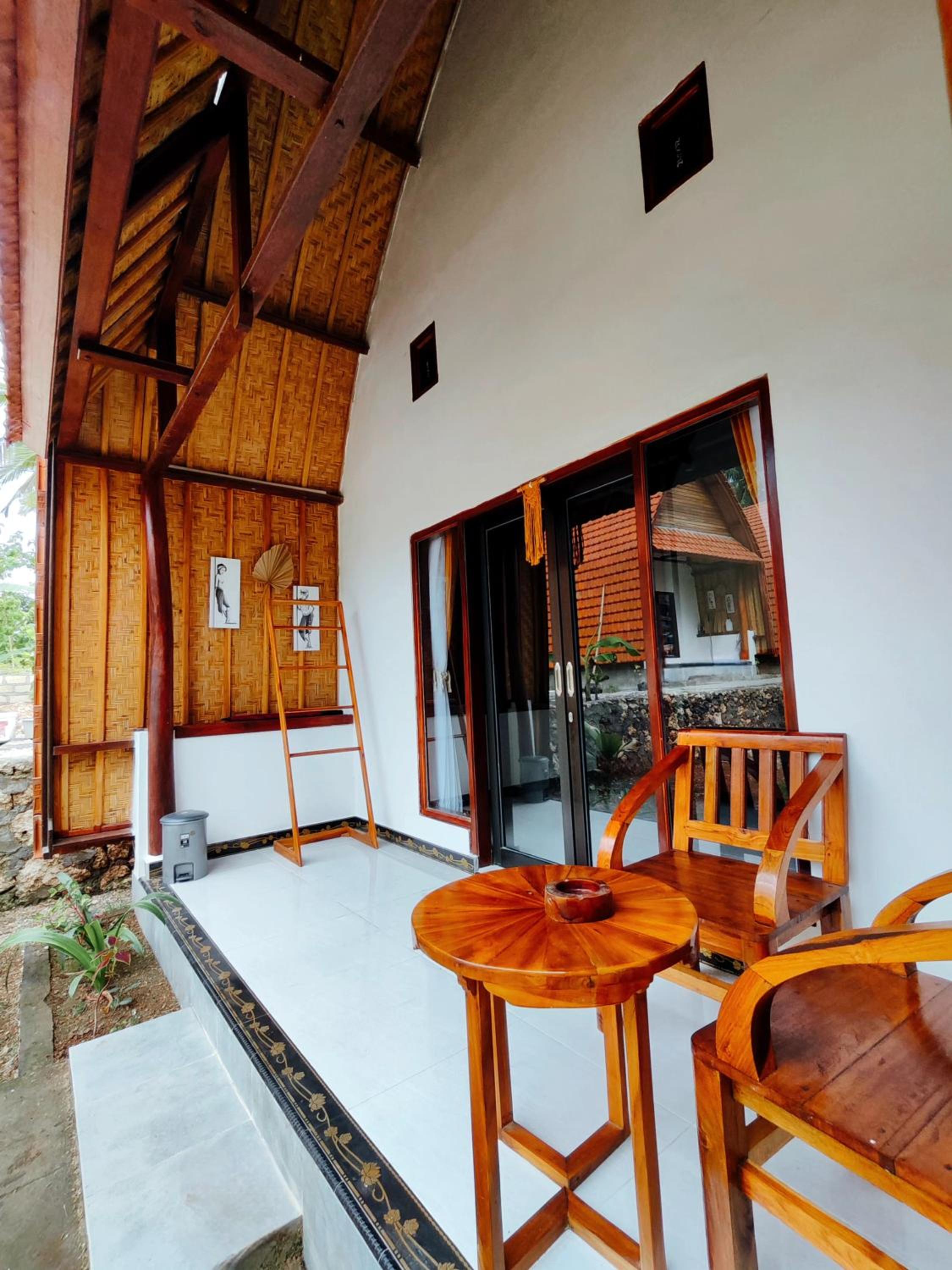 King Room with Balcony - Photo 41