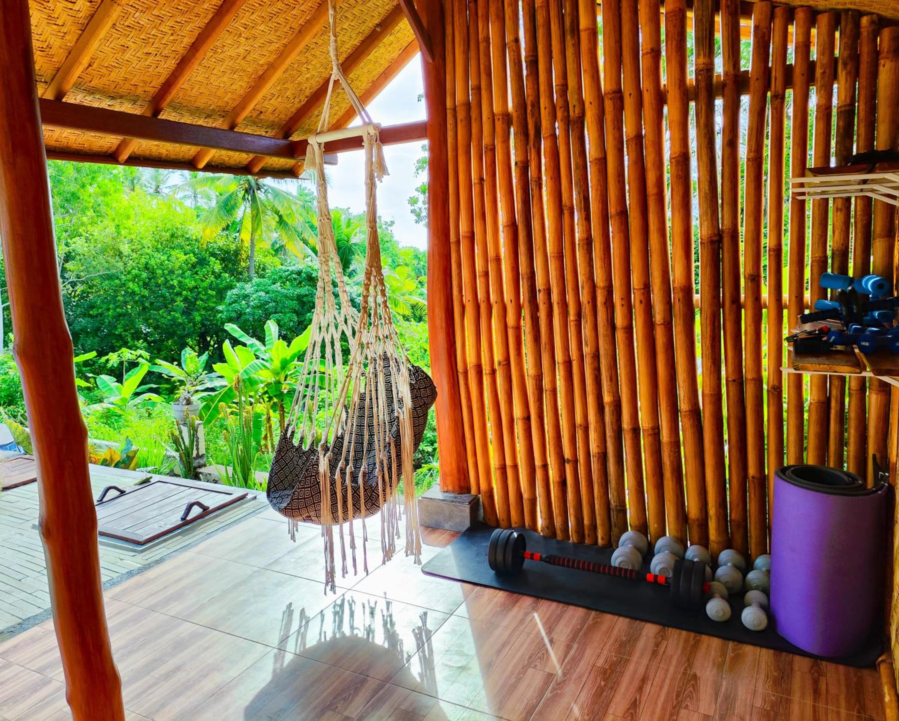 King Room with Balcony - Photo 2