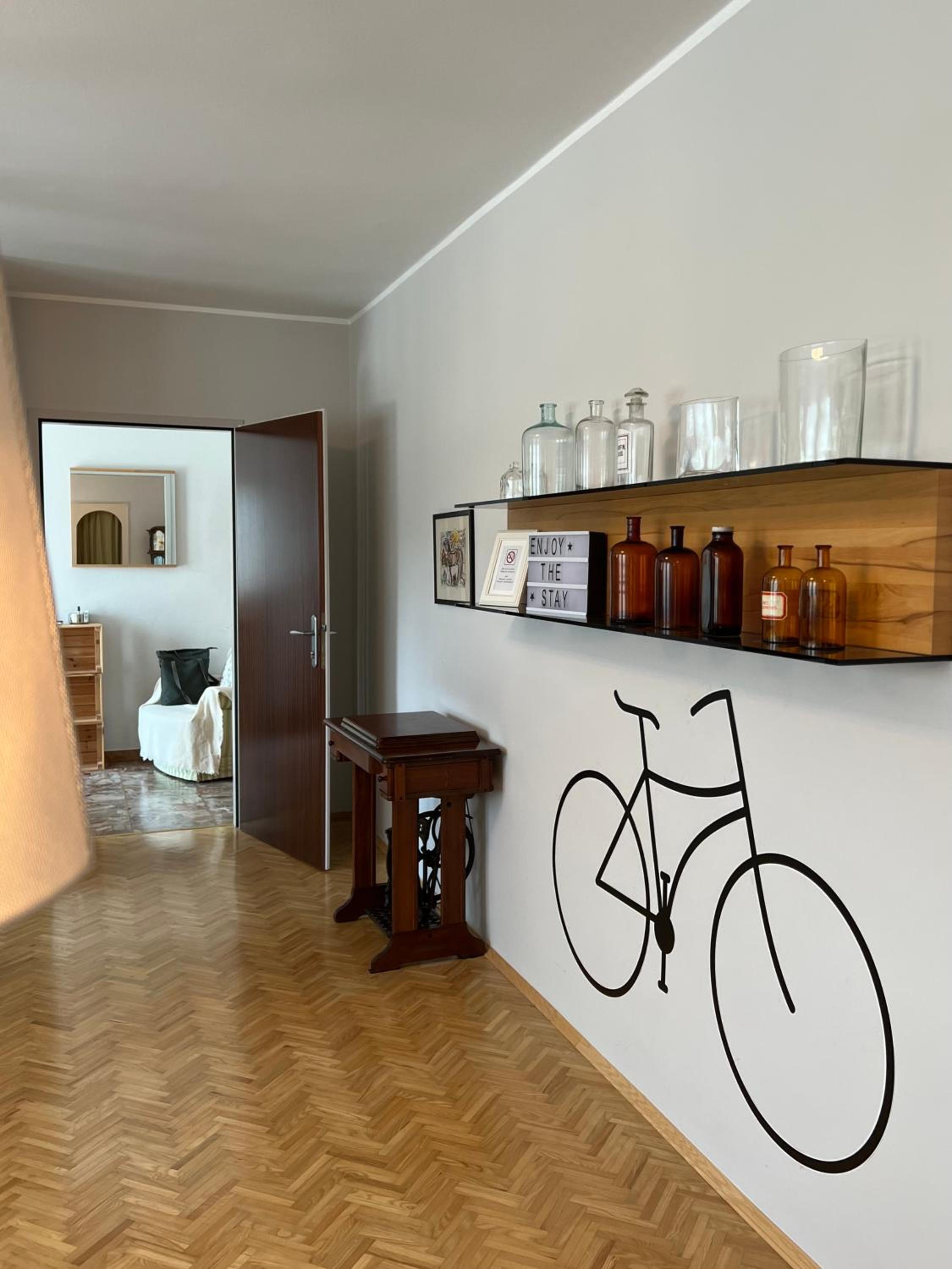 Apartment - Photo 1