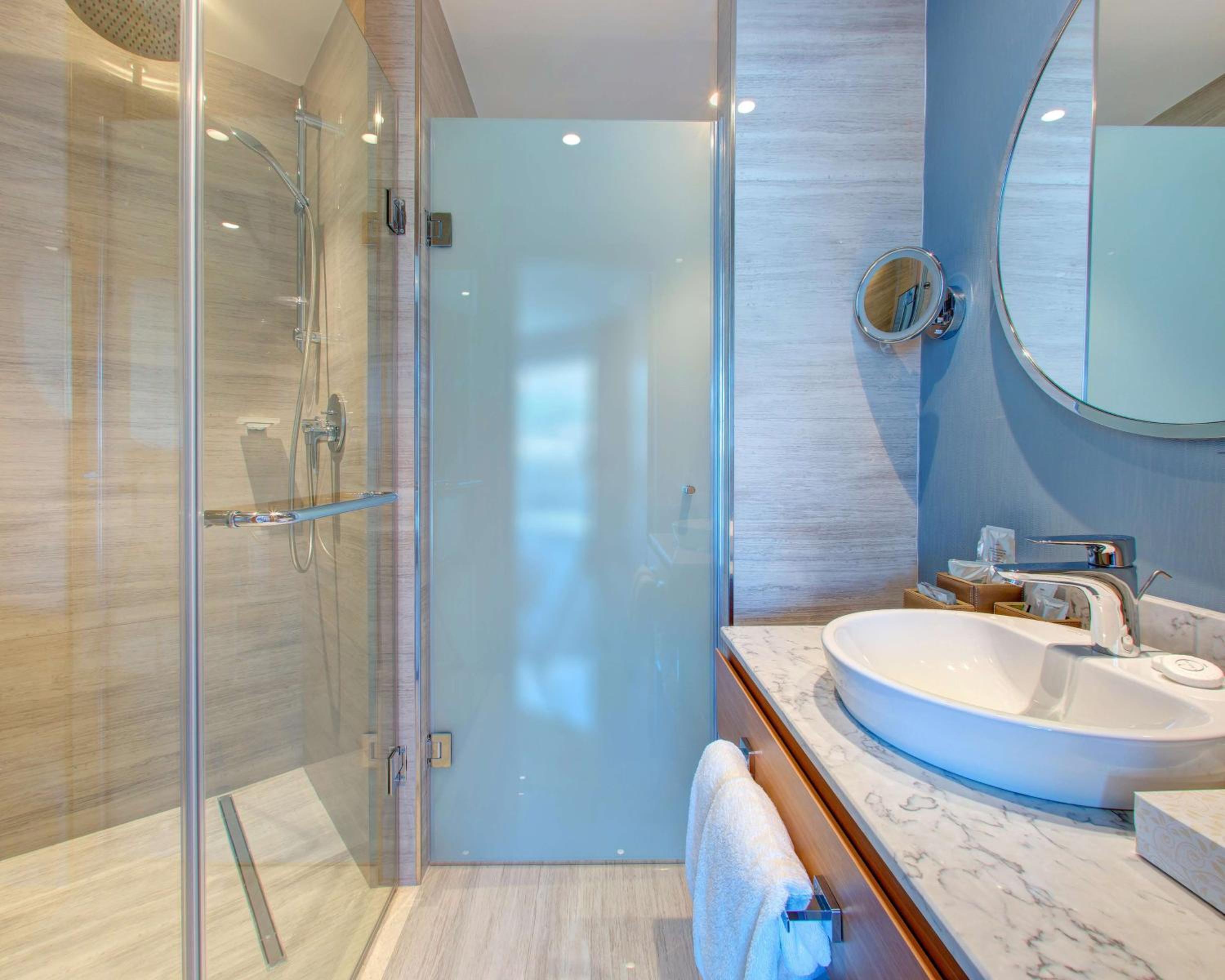 Standard Twin Room with Park View
