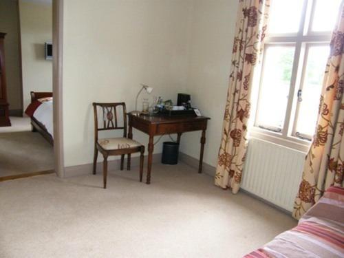One-Bedroom Suite photo 2