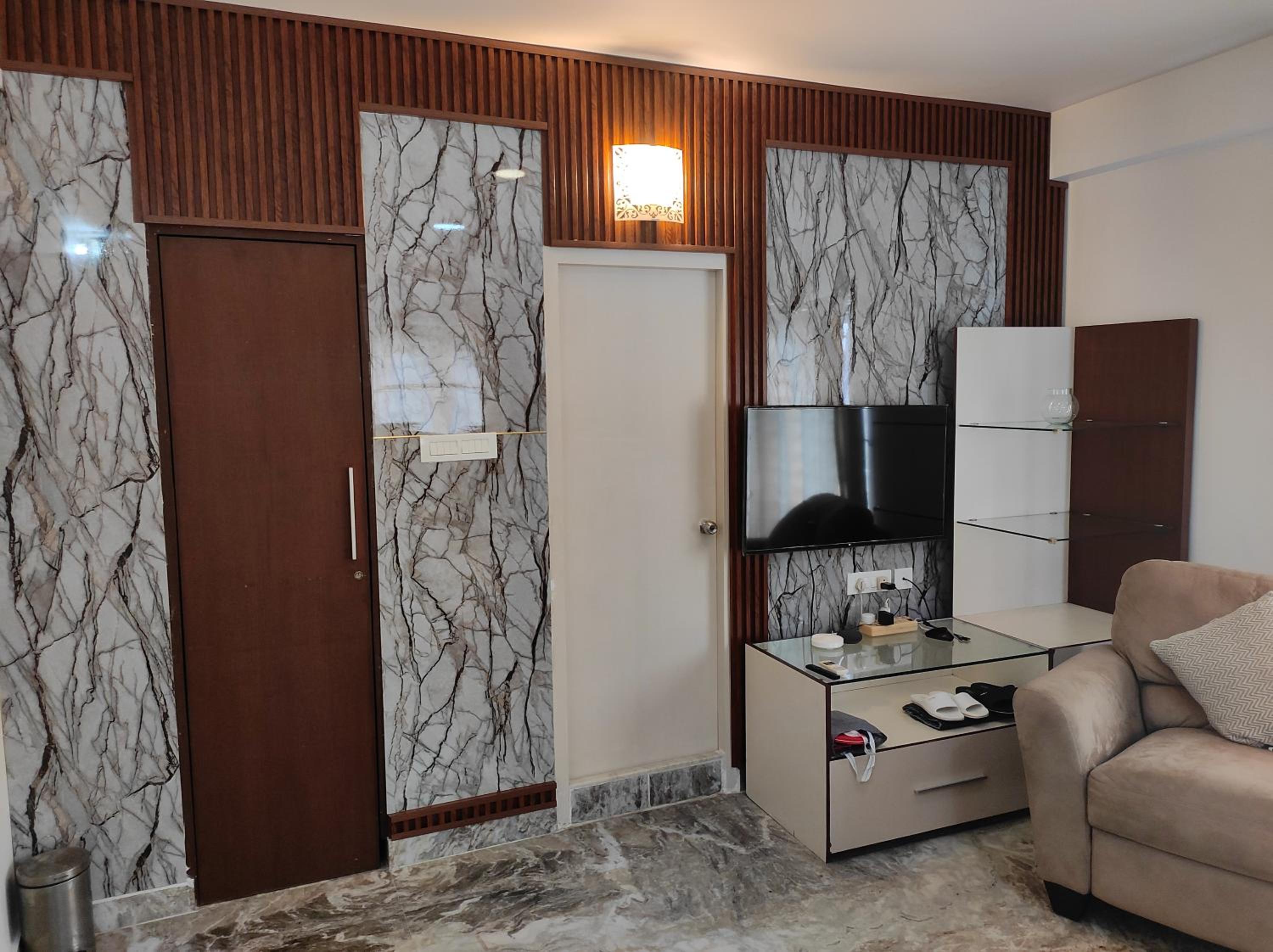 King Room with Pool View