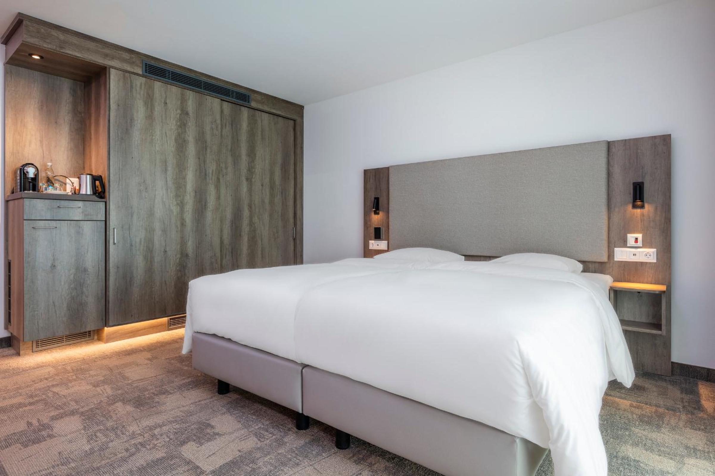 Superior Room - Photo 9