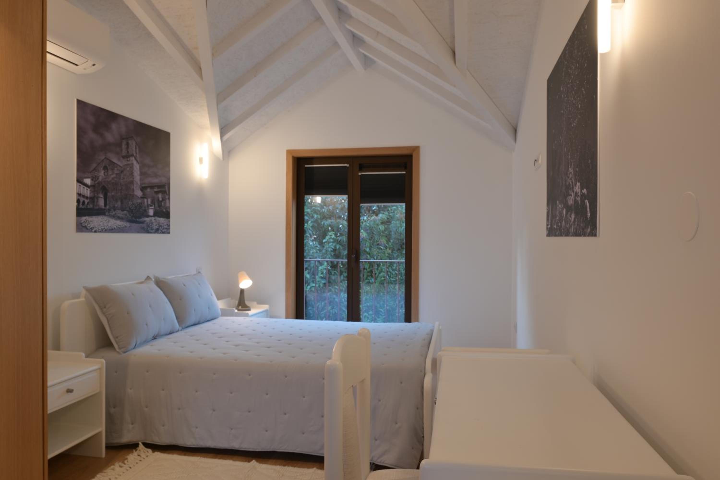 Two-Bedroom House photo 3