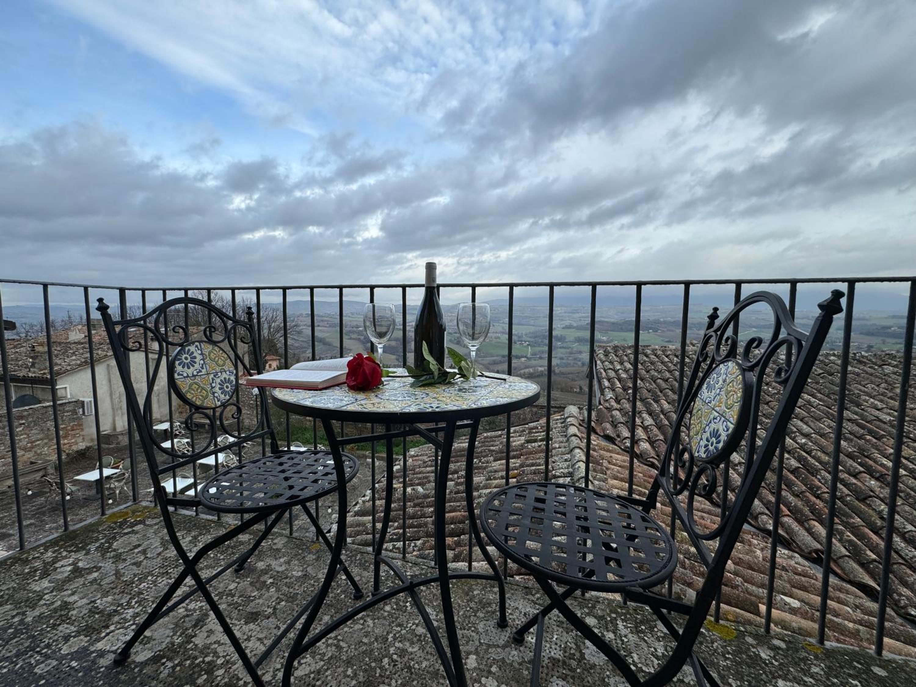 Suite with Terrace - Photo 6
