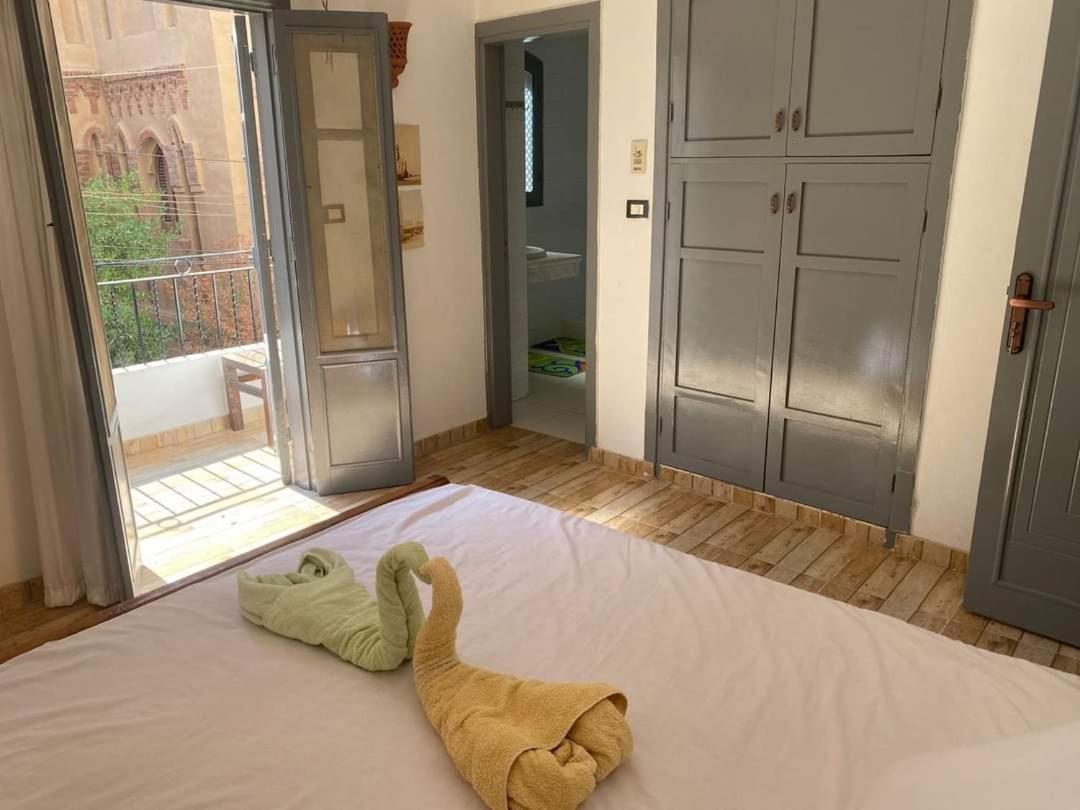 Three-Bedroom Apartment photo 1