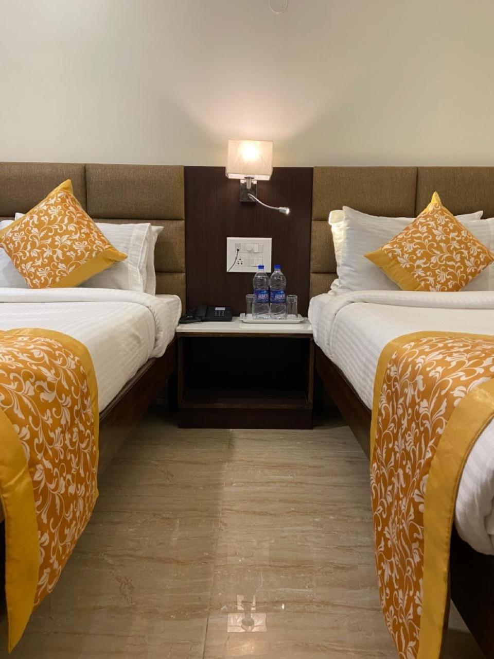 Standard Double Room - Photo 1