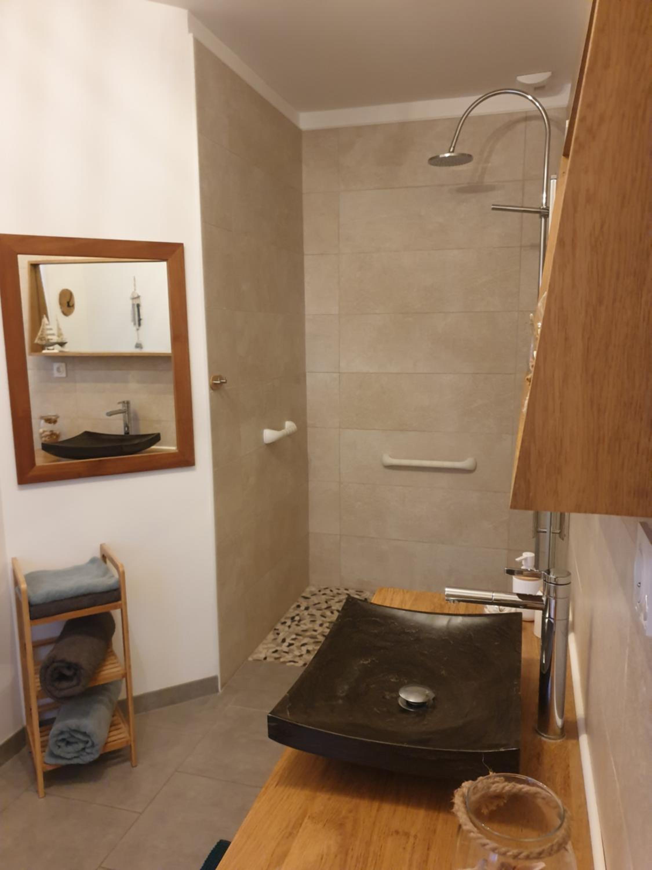 Double Room - Disability Access - Photo 3