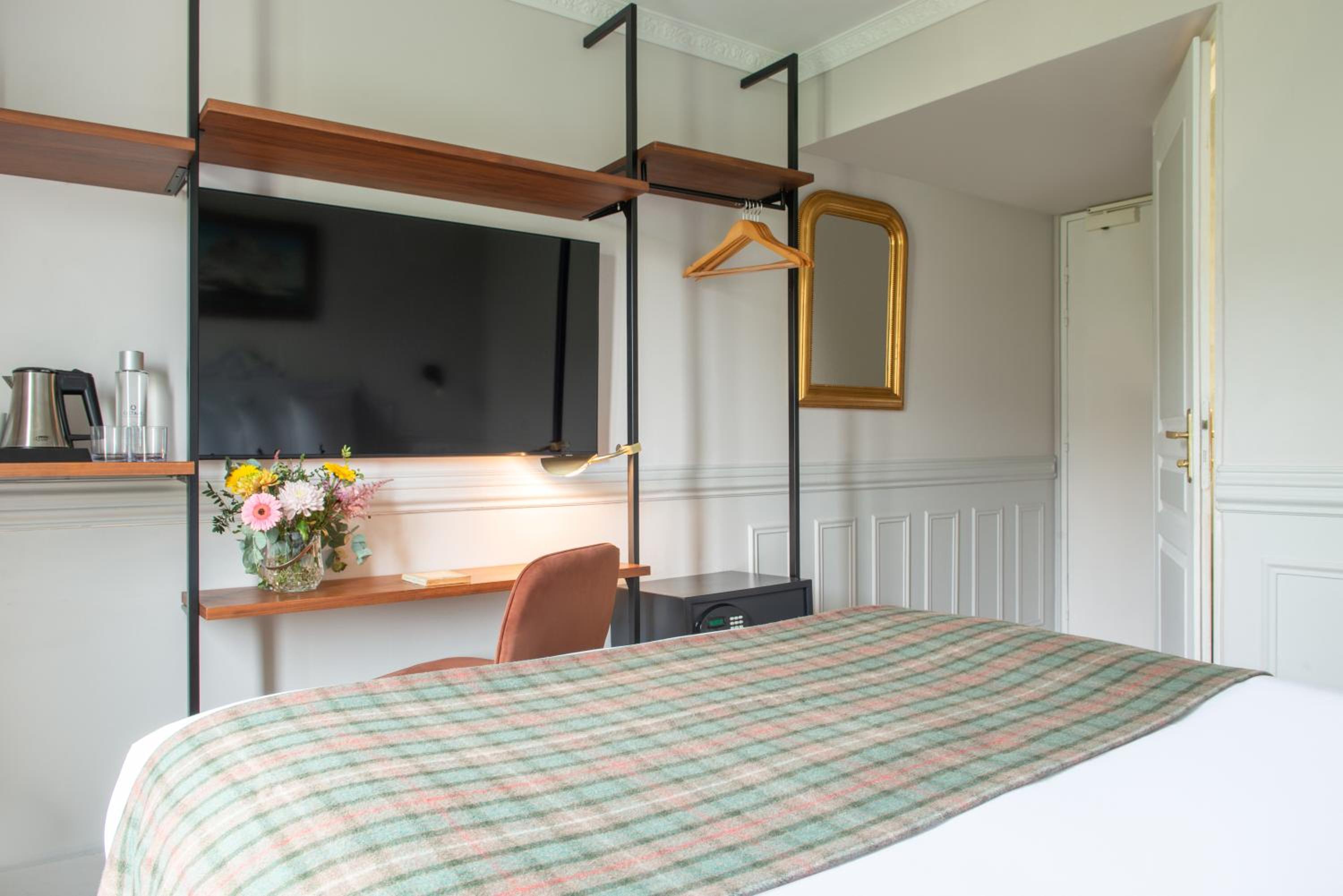 Standard Double Room photo 2
