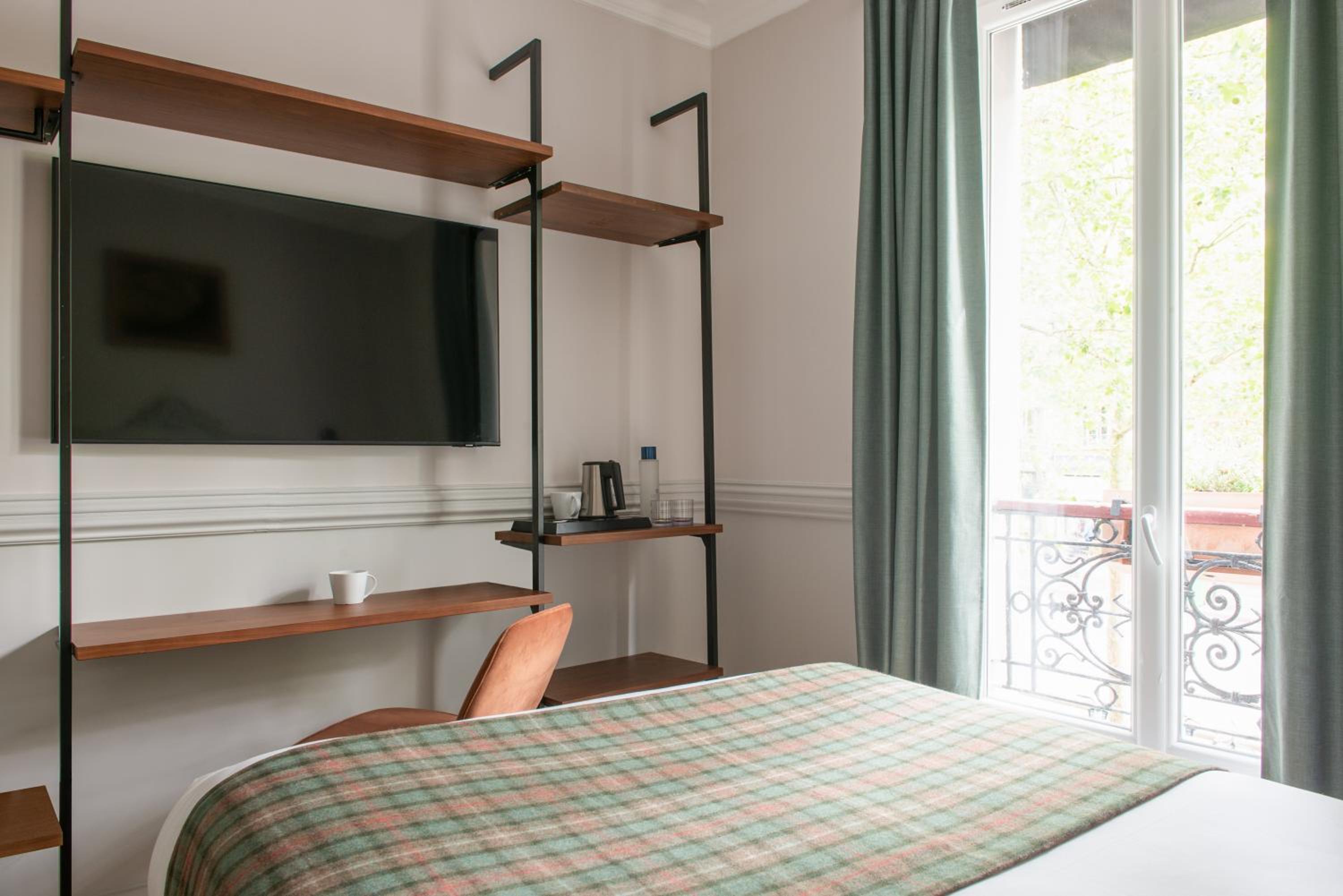 Standard Double Room photo 3
