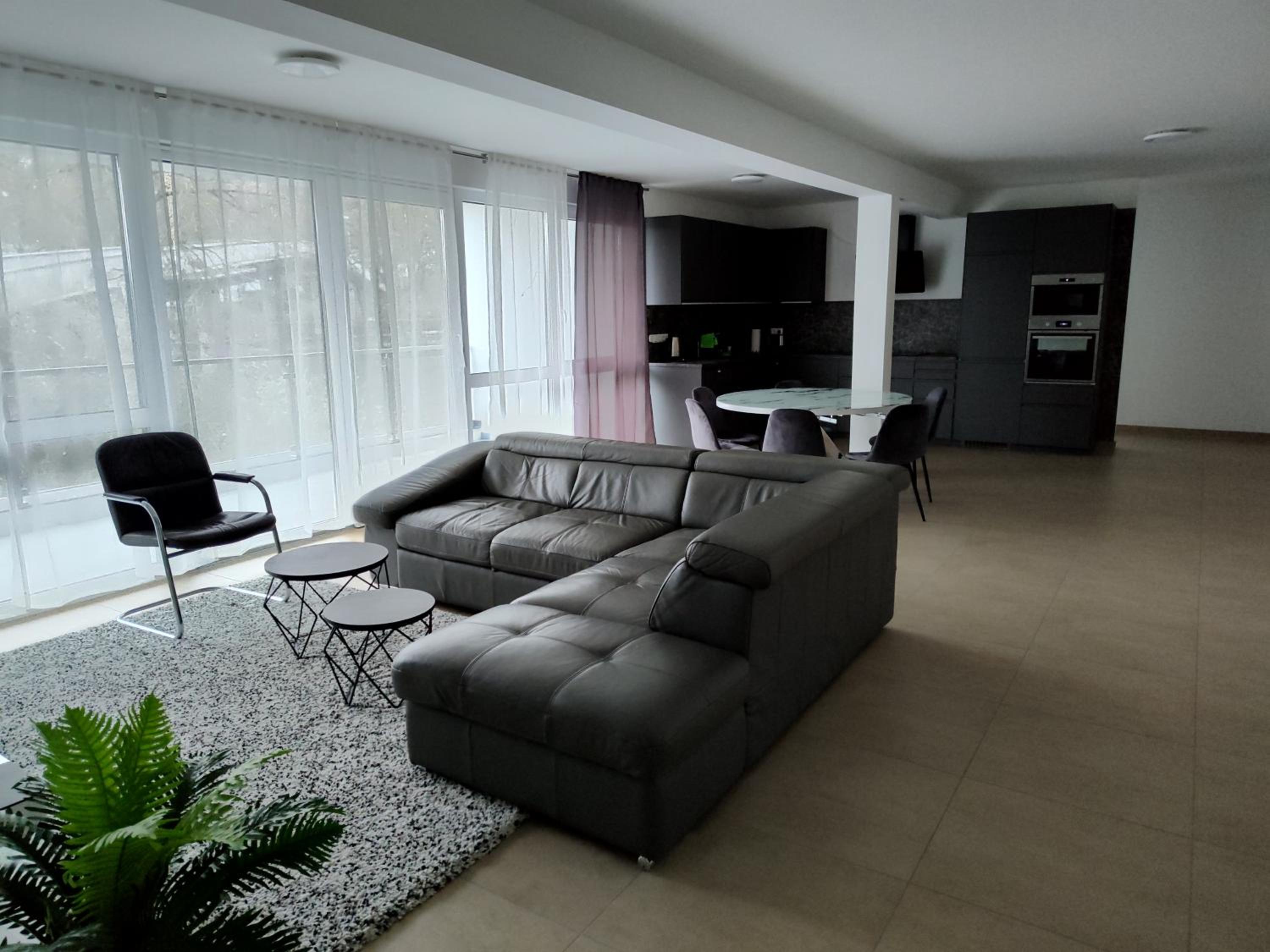 Three-Bedroom Apartment photo 1