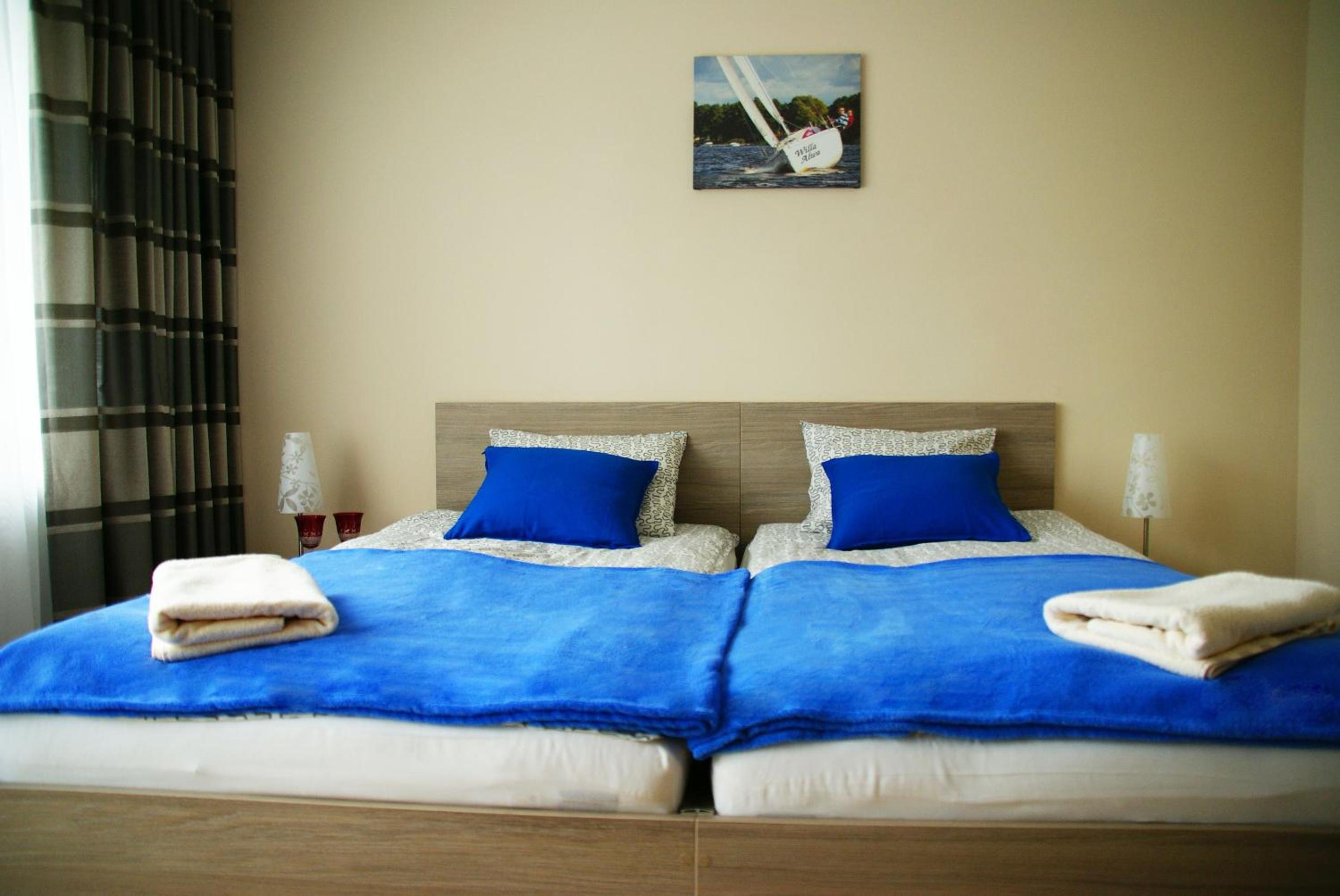 Double or Twin Room - Photo 7
