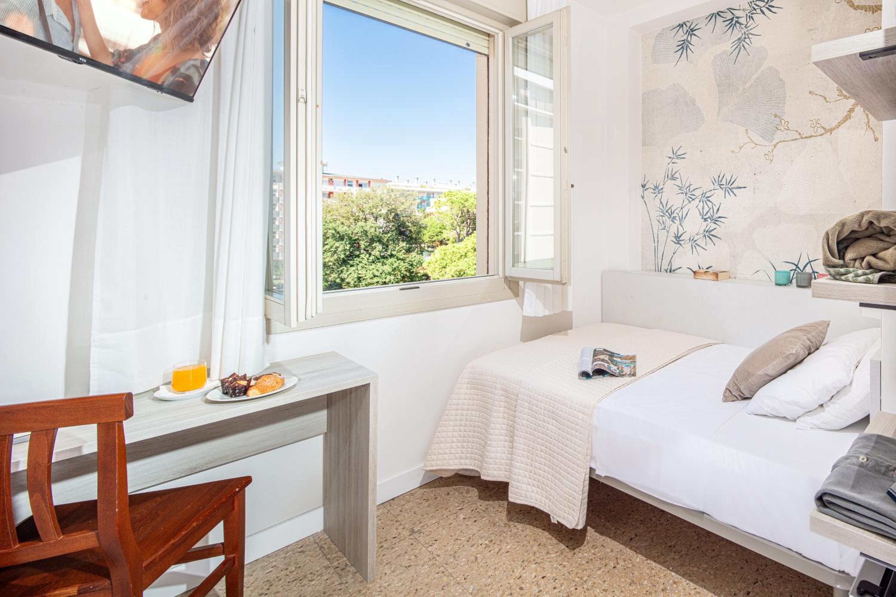 Standard Single Room - Photo 1