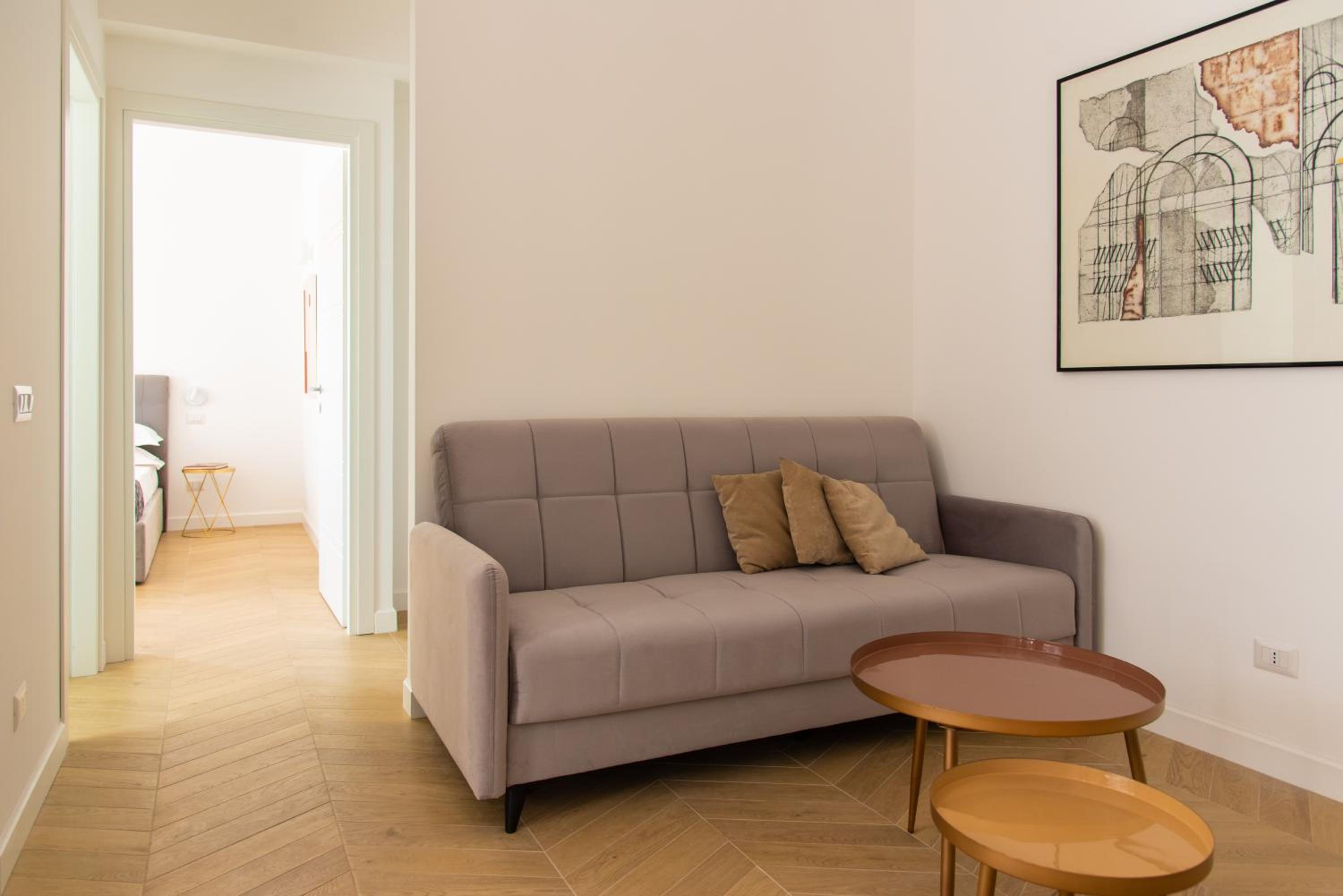 Apartment photo 2