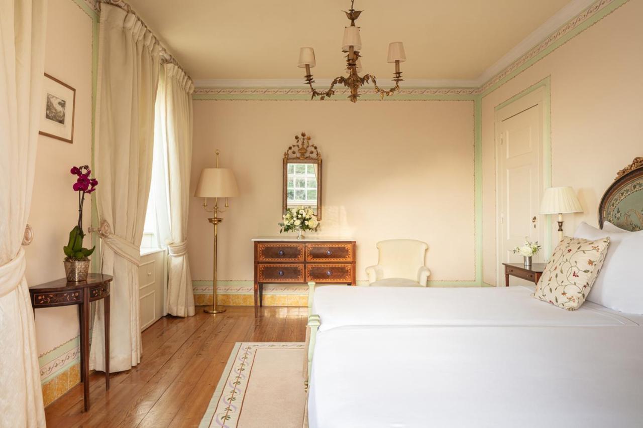 Deluxe Room with Valley View thumbnail 5