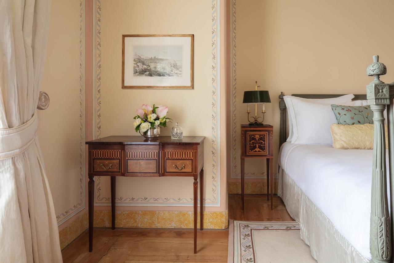 Deluxe Room with Valley View