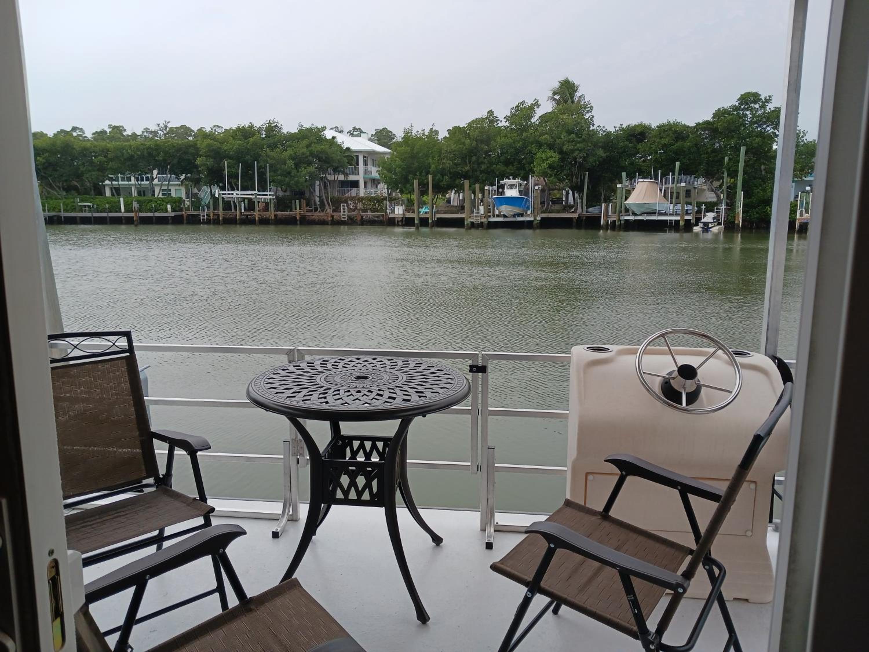 Double Room with Sea View - Photo 9