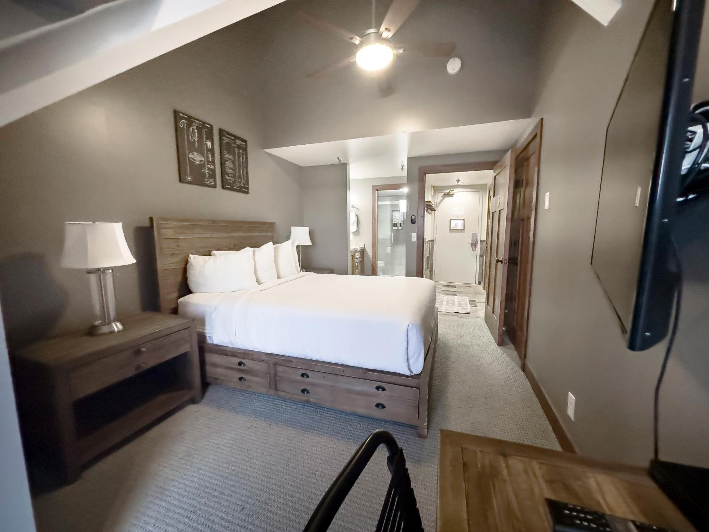 Two-Bedroom House photo 2
