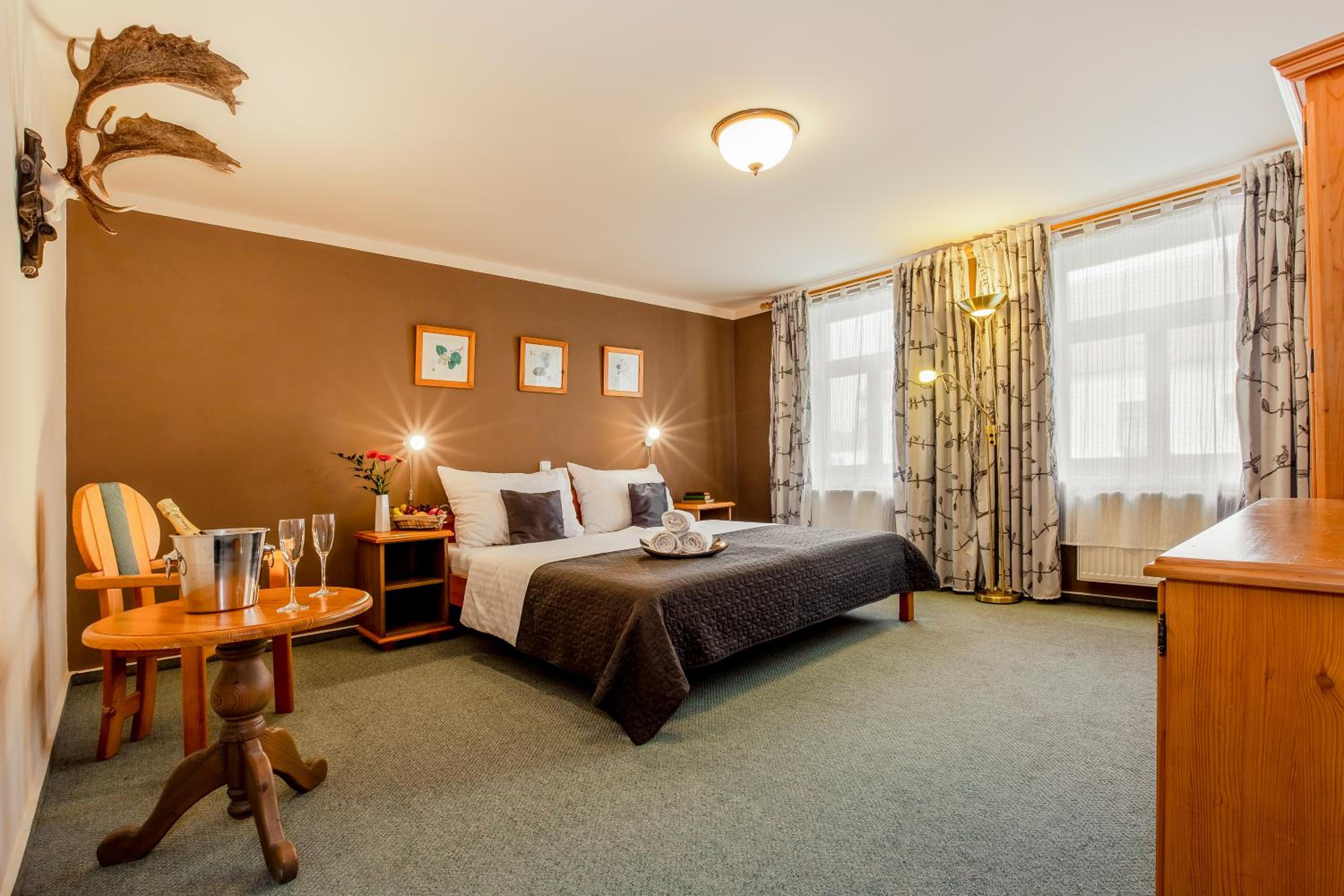 Deluxe Double or Twin Room photo 1