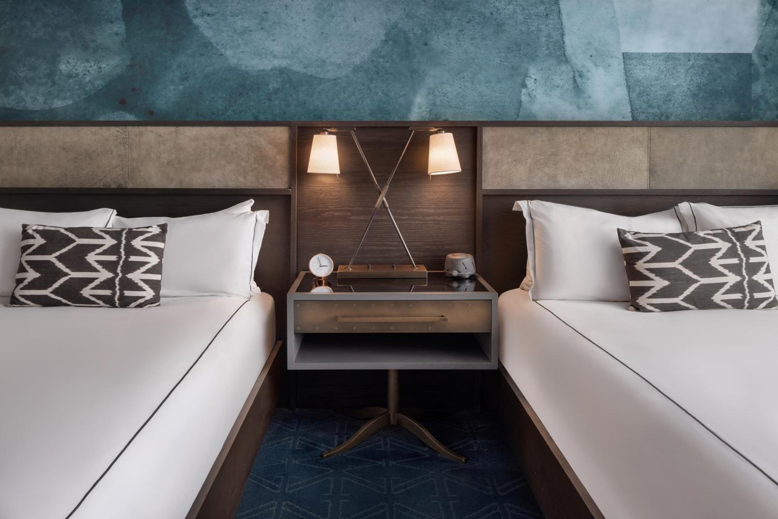 Presidential Suite (Non Smoking) thumbnail 5