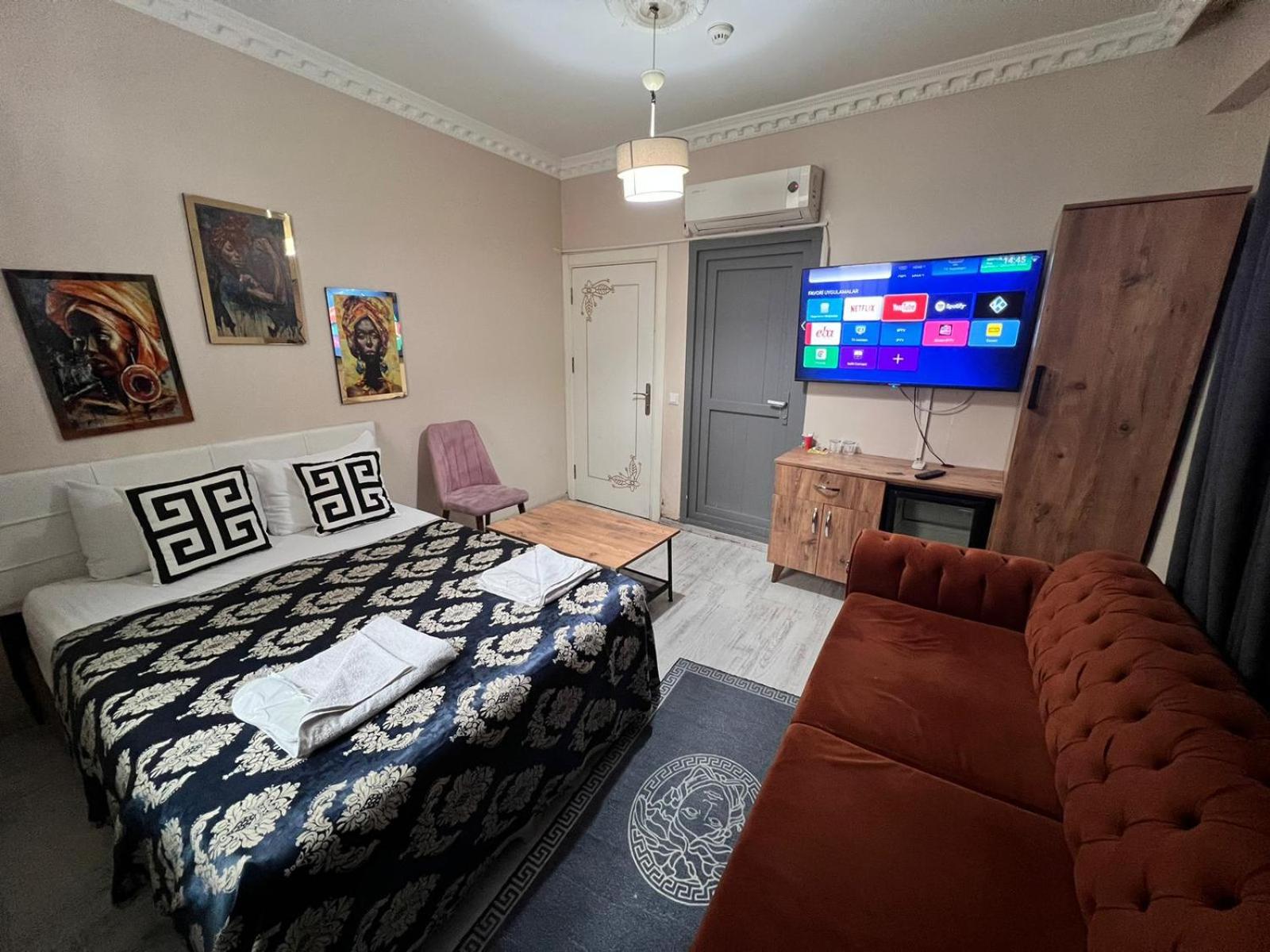 Standard Double Room photo 2