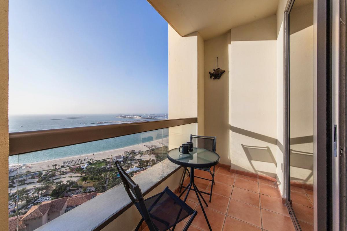 Apartment with Sea View photo 3